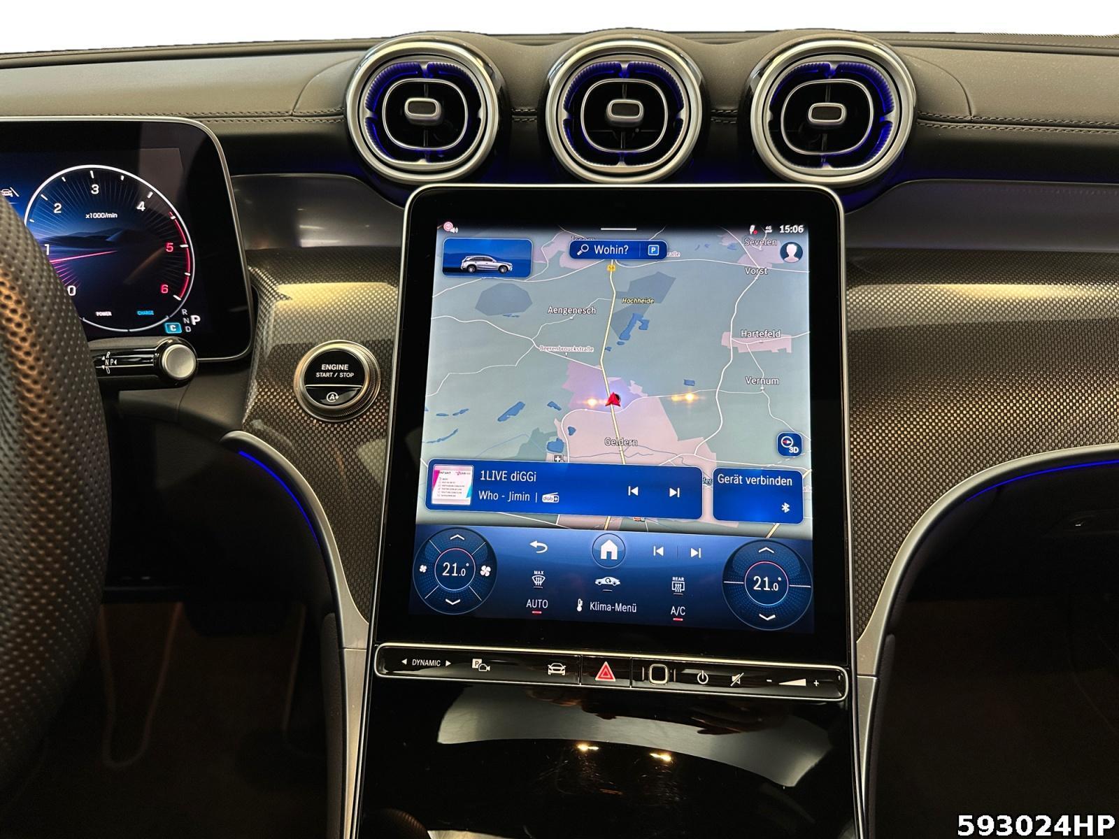 Fahrzeugabbildung Mercedes-Benz GLC 220 d 4M AMG Pano CarPlay AHK Memory Ambient