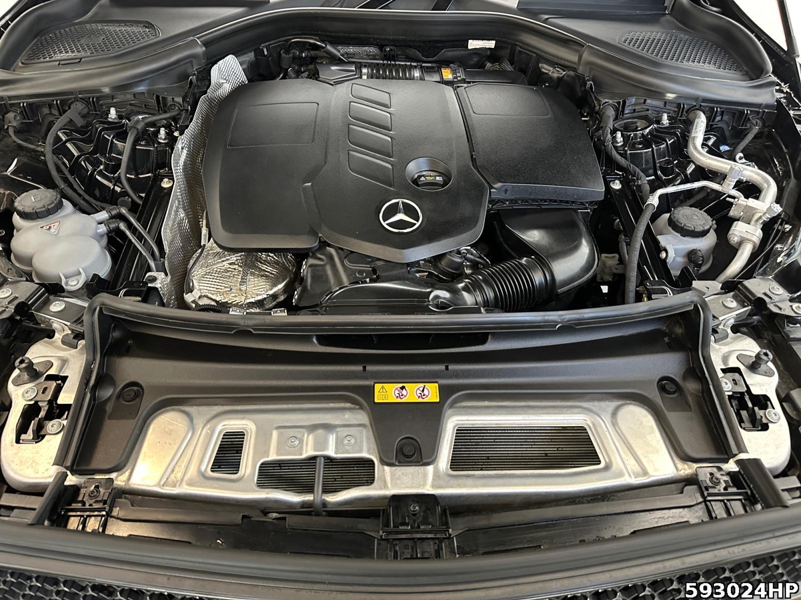 Fahrzeugabbildung Mercedes-Benz GLC 220 d 4M AMG Pano CarPlay AHK Memory Ambient