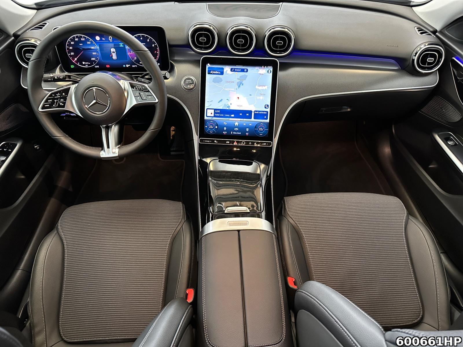 Fahrzeugabbildung Mercedes-Benz C 180 T Avantgarde AHK Lenkradhzg Rückfahrkam.