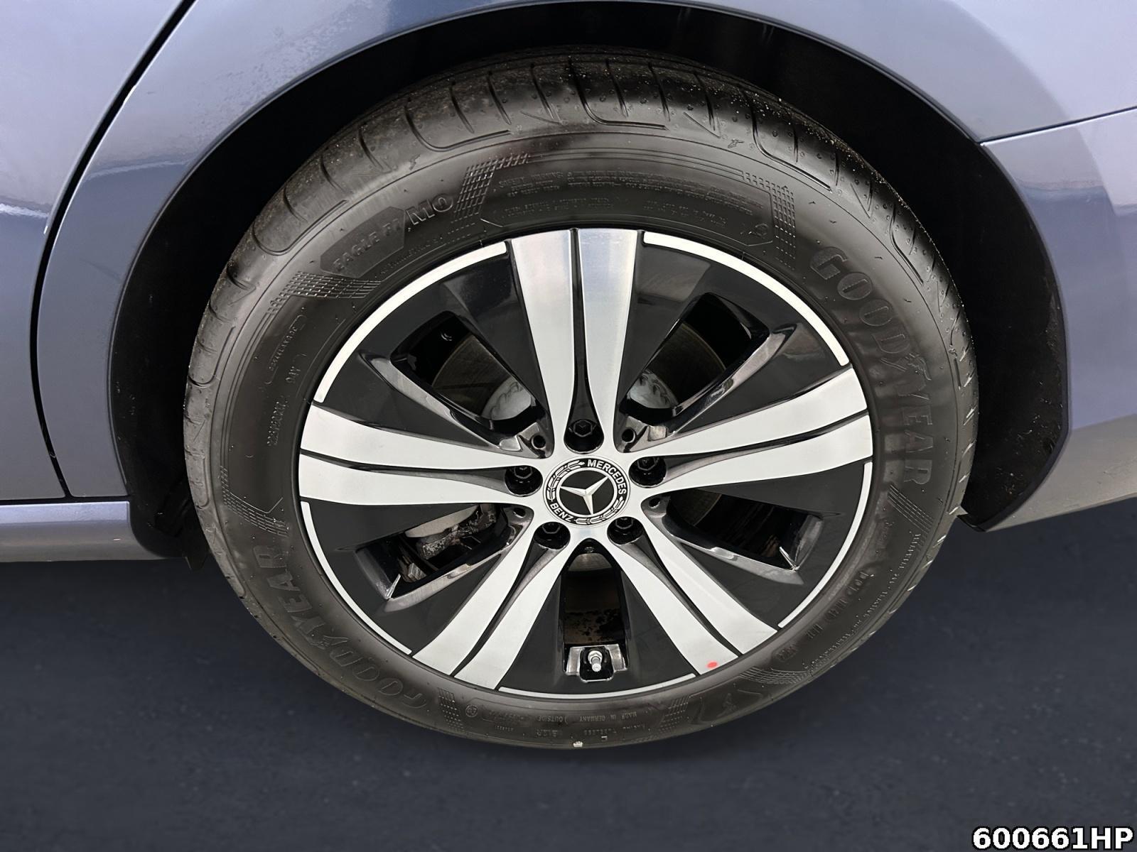 Fahrzeugabbildung Mercedes-Benz C 180 T Avantgarde AHK Lenkradhzg Rückfahrkam.