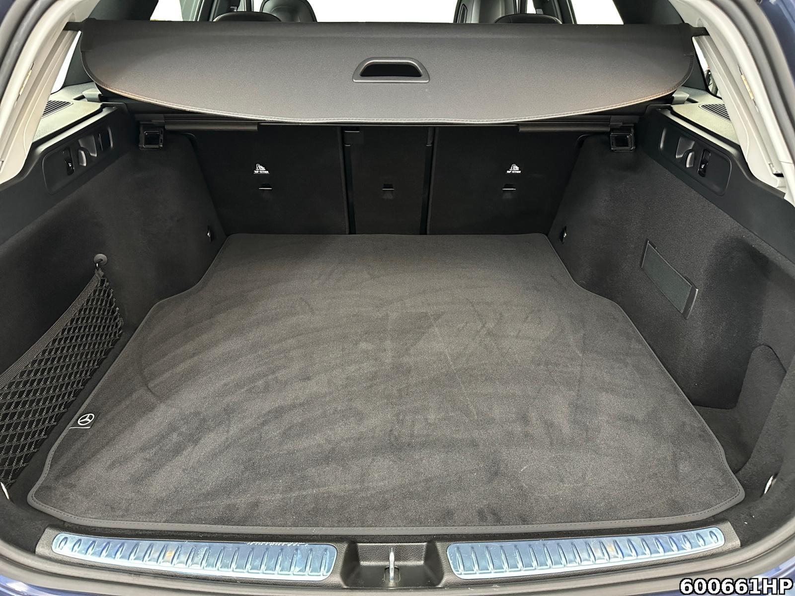 Fahrzeugabbildung Mercedes-Benz C 180 T Avantgarde AHK Lenkradhzg Rückfahrkam.
