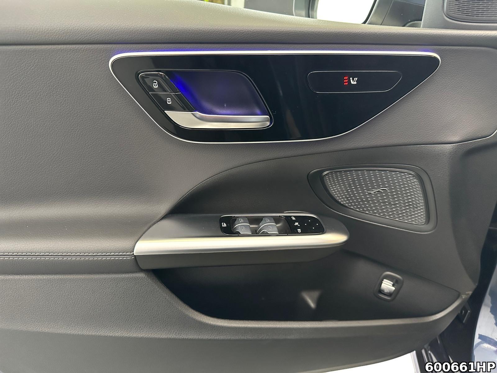Fahrzeugabbildung Mercedes-Benz C 180 T Avantgarde AHK Lenkradhzg Rückfahrkam.