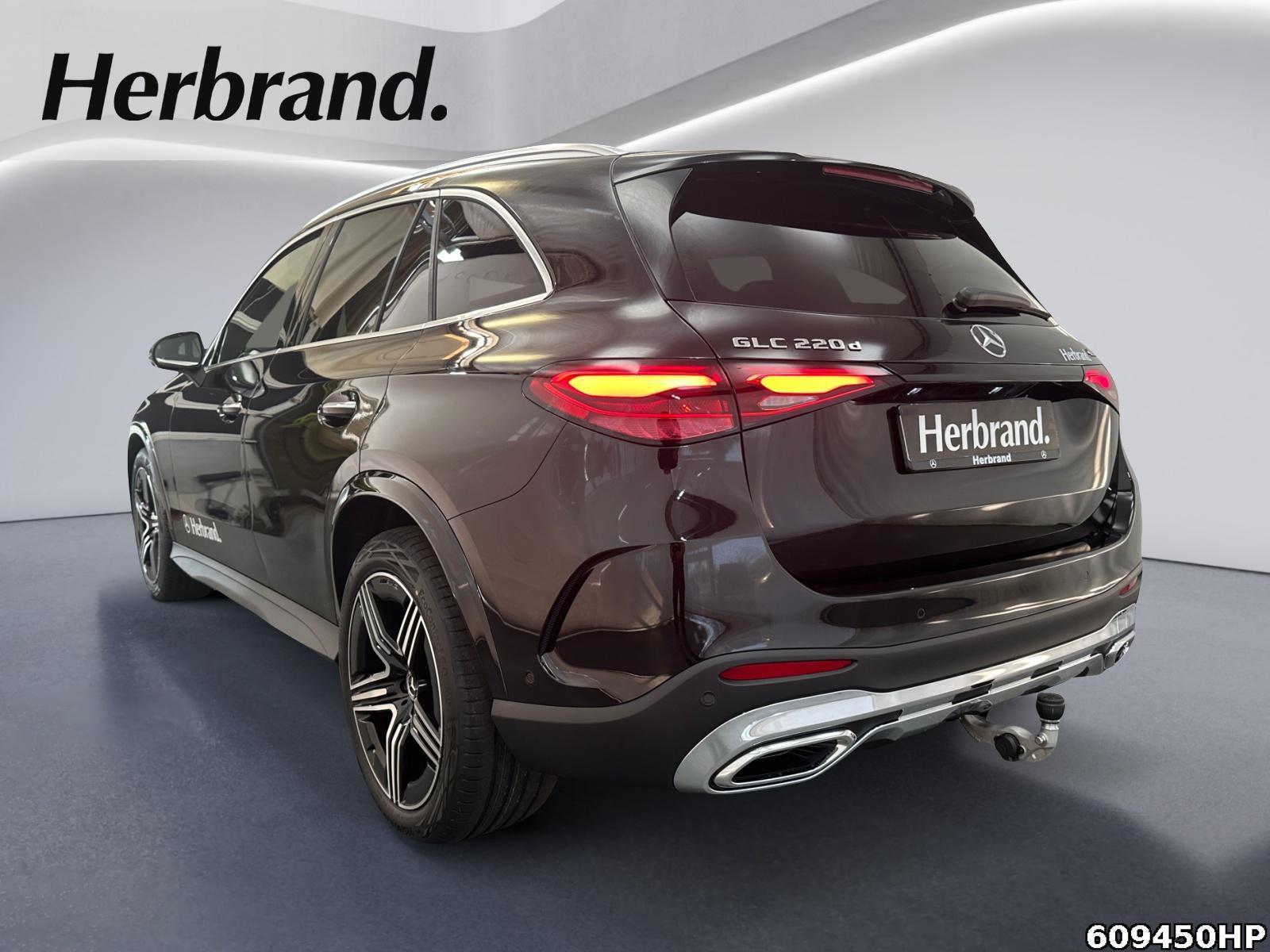 Fahrzeugabbildung Mercedes-Benz GLC 220 d +AMG+BURMESTER+AHK+STANDHZG+DIGITAL+
