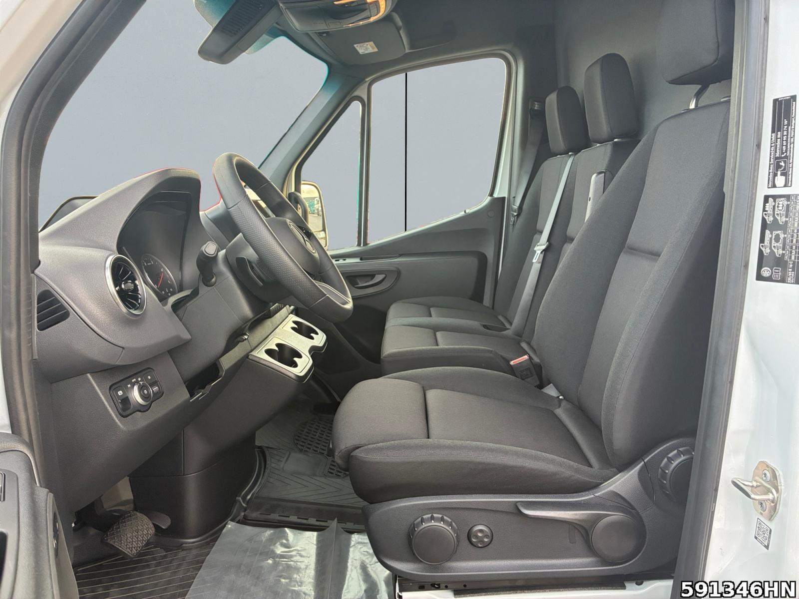 Fahrzeugabbildung Mercedes-Benz Sprinter 319 L2H2 PRO *AHK*LED*MBUX*KAMERA*NAVI*
