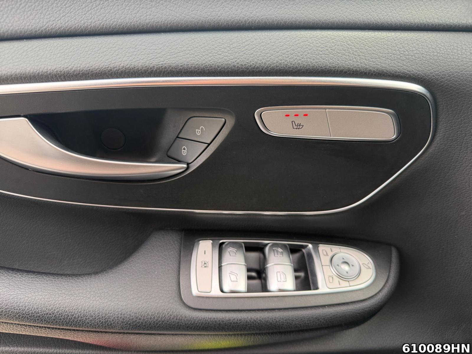 Fahrzeugabbildung Mercedes-Benz V 220 ED/L *Distronic*LED*AHK*4x4*7-Sitzer*MBUX*