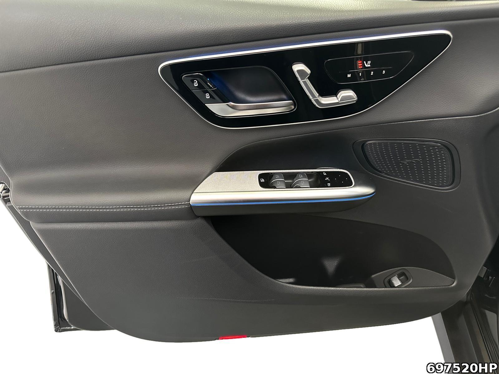 Fahrzeugabbildung Mercedes-Benz GLC 220 d 4M Avantgarde AHK MEMORY Lenkradhzg.