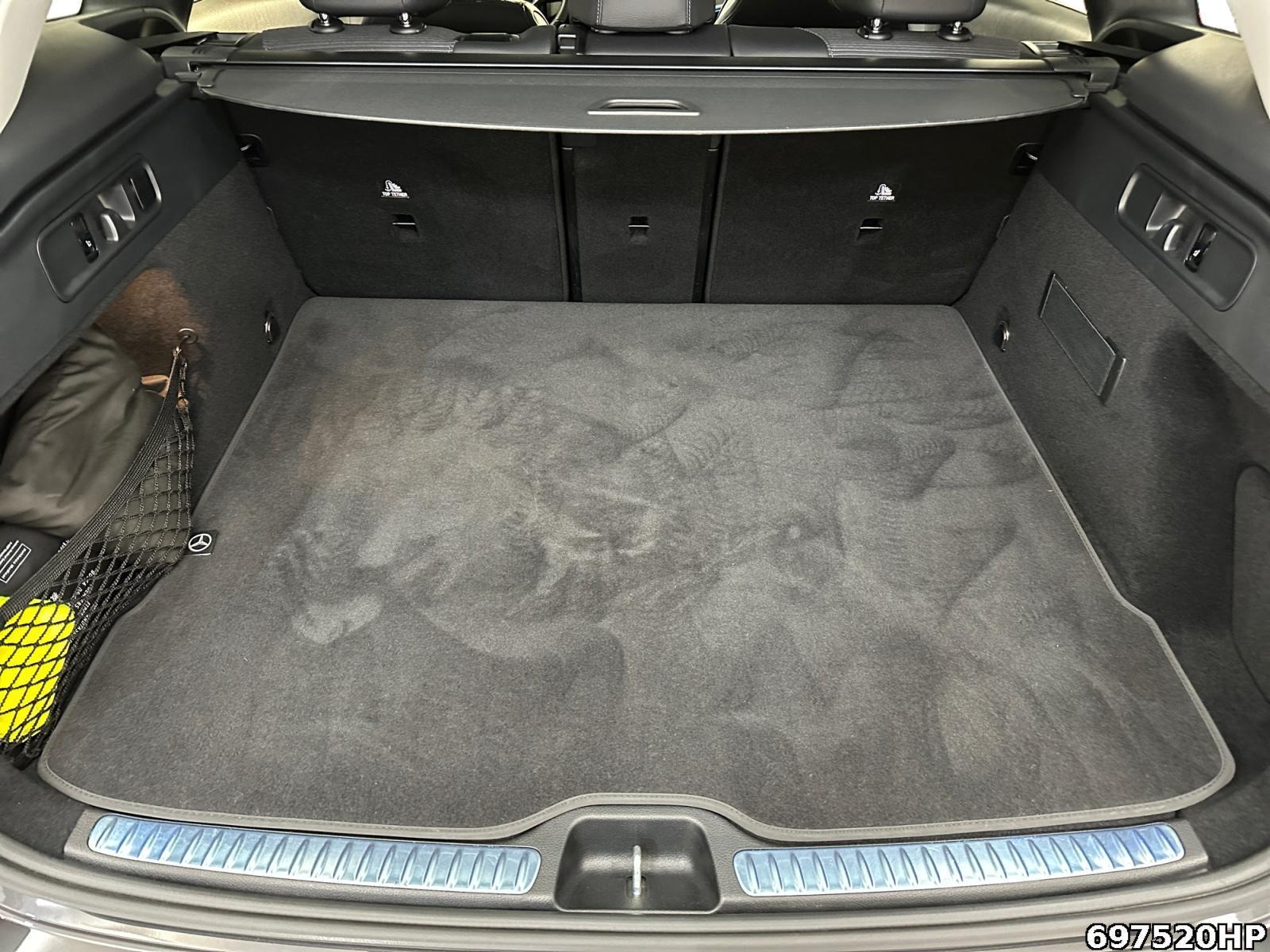 Fahrzeugabbildung Mercedes-Benz GLC 220 d 4M Avantgarde AHK MEMORY Lenkradhzg.