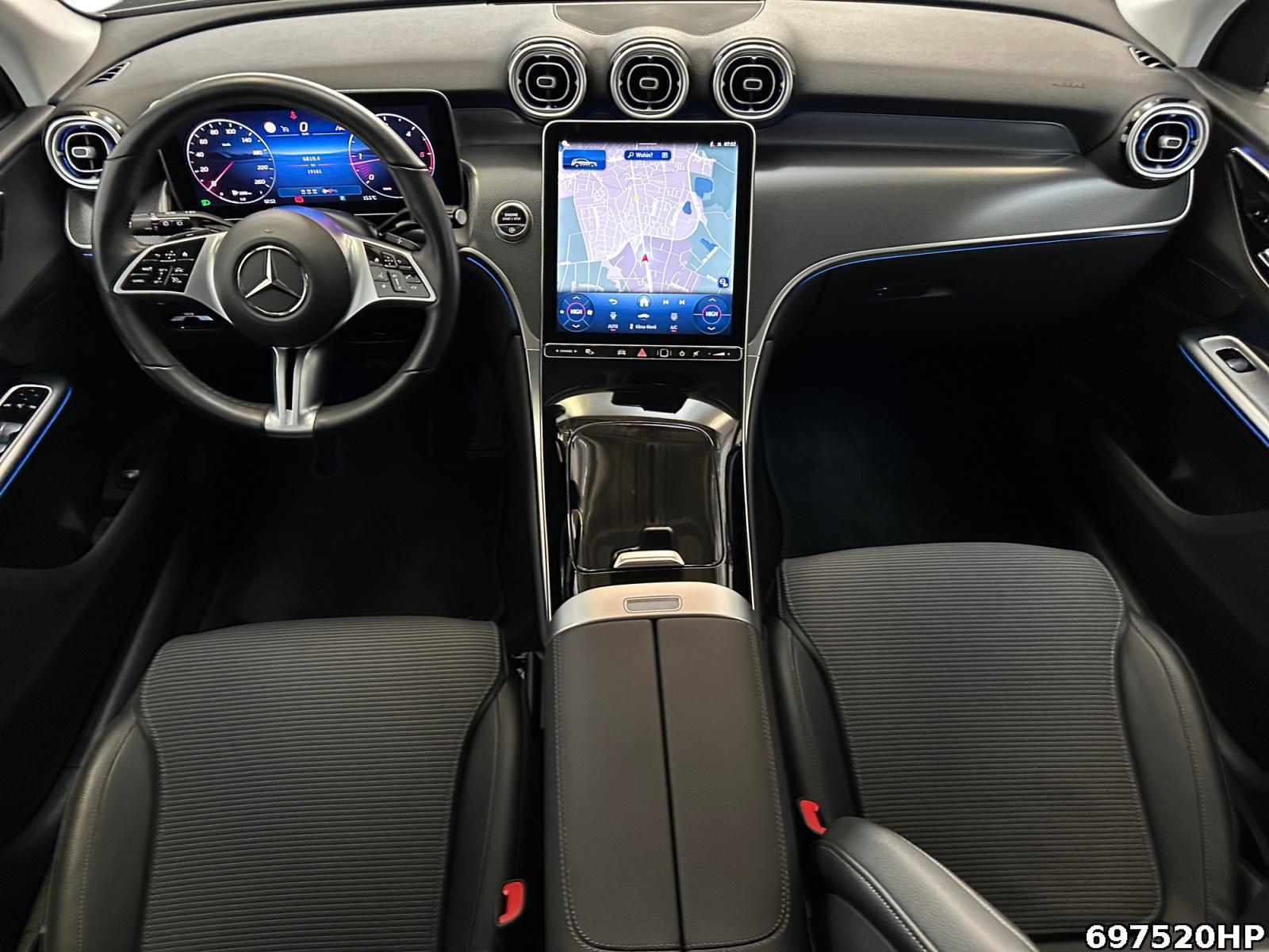 Fahrzeugabbildung Mercedes-Benz GLC 220 d 4M Avantgarde AHK MEMORY Lenkradhzg.