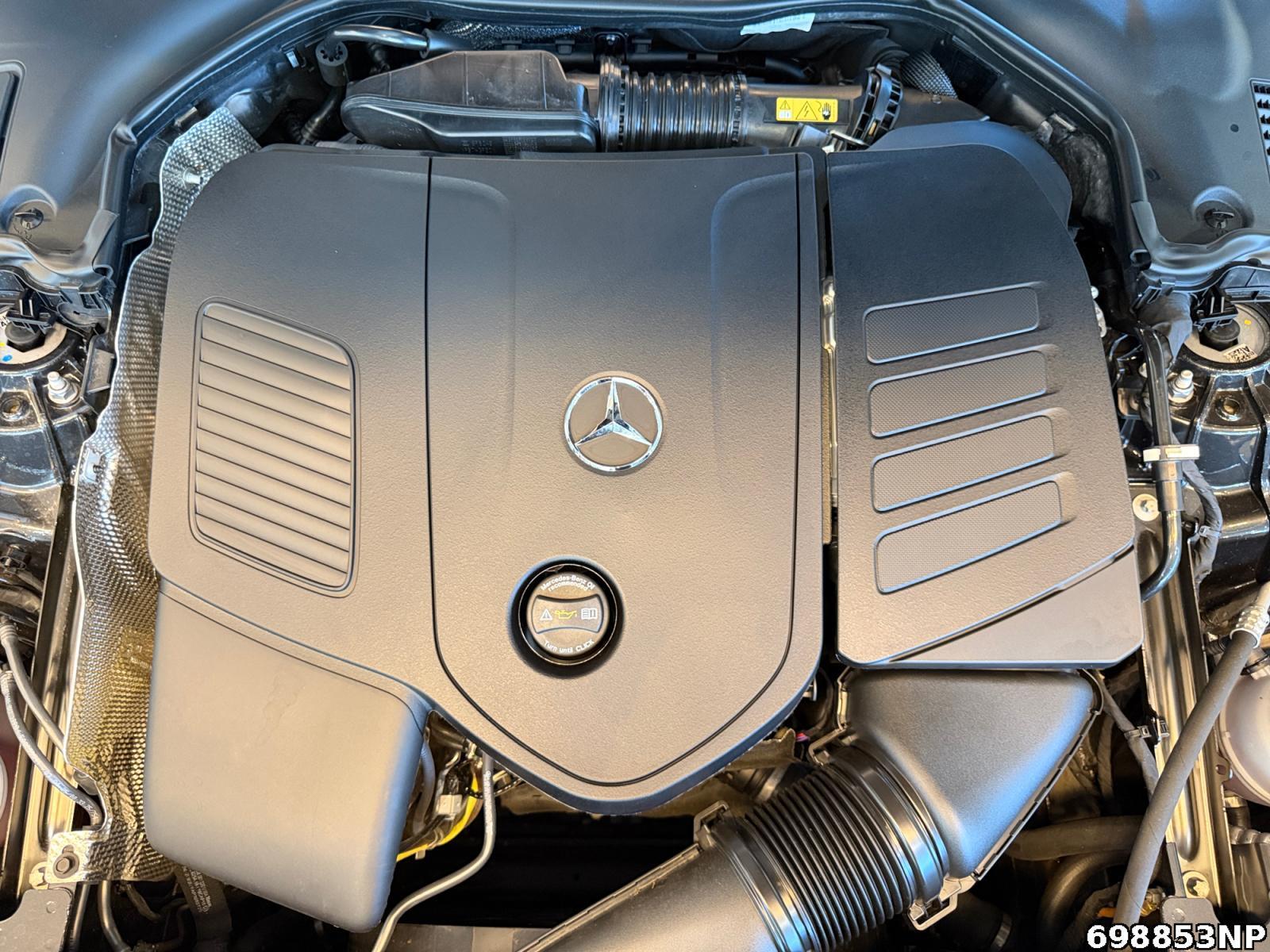 Fahrzeugabbildung Mercedes-Benz C 180 T AMG Pano AHK Night Ambiente Lenkradhzg.