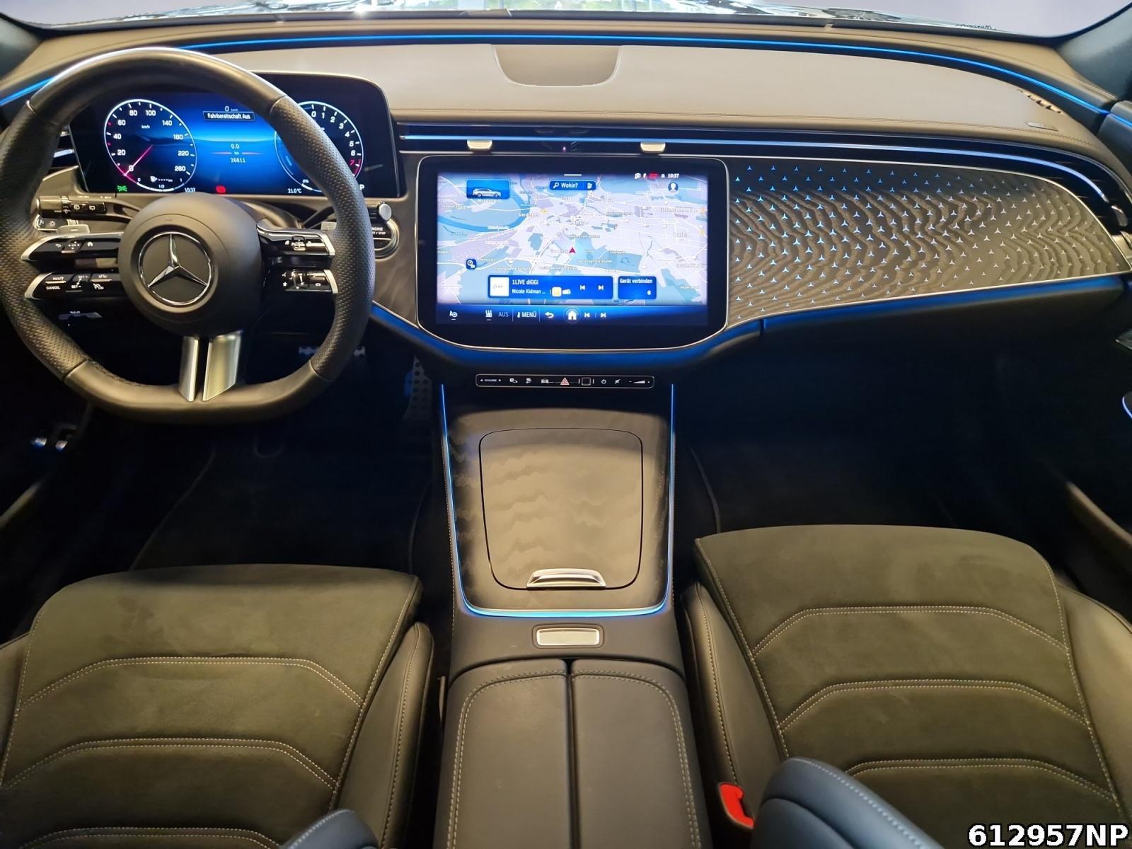 Fahrzeugabbildung Mercedes-Benz E 300 e T AMG AHK Pano 360 Distronic 4D Digital
