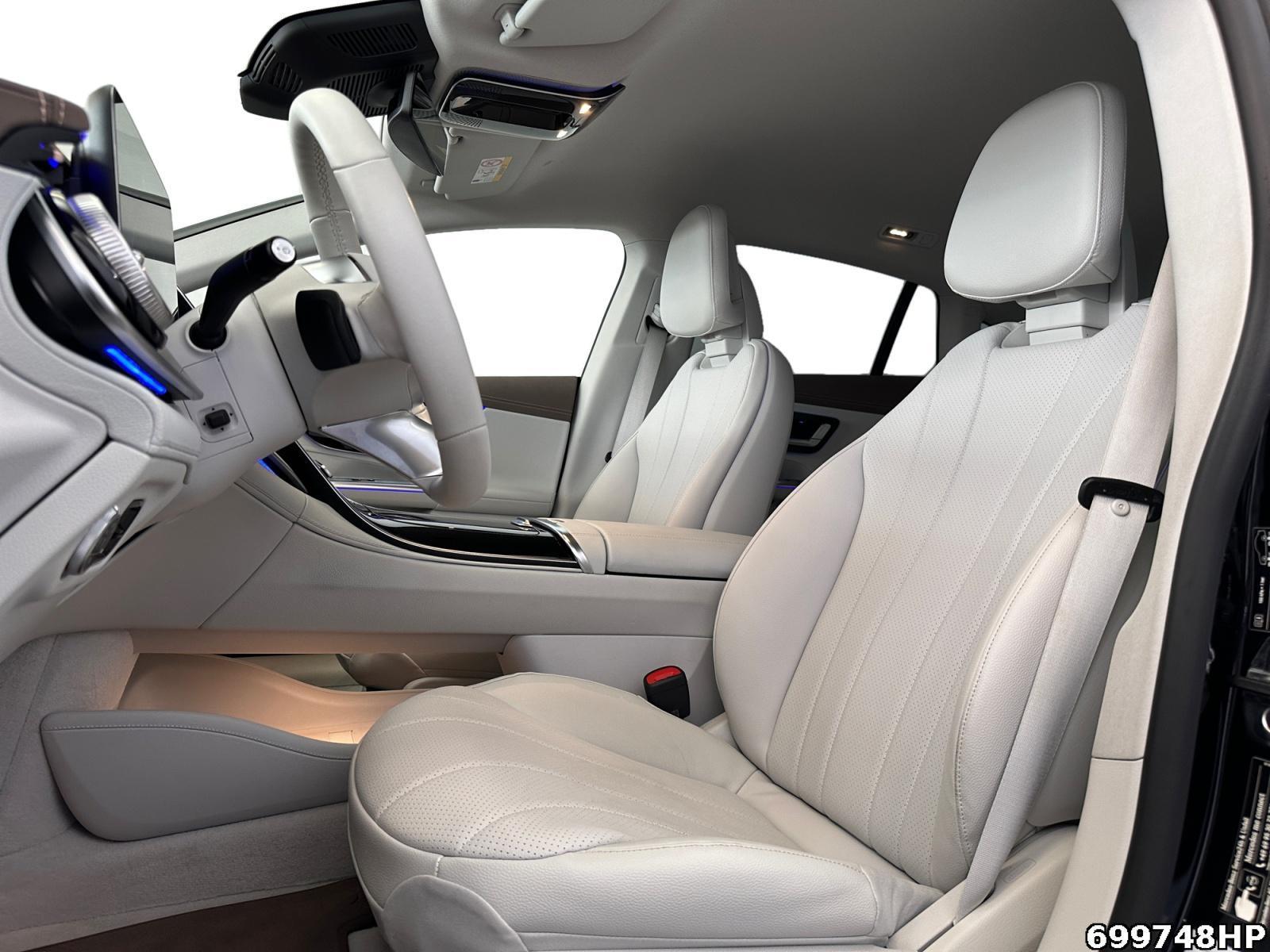 Fahrzeugabbildung Mercedes-Benz EQE AMG AIRMATIC Burmester Memory 360°-Kam.