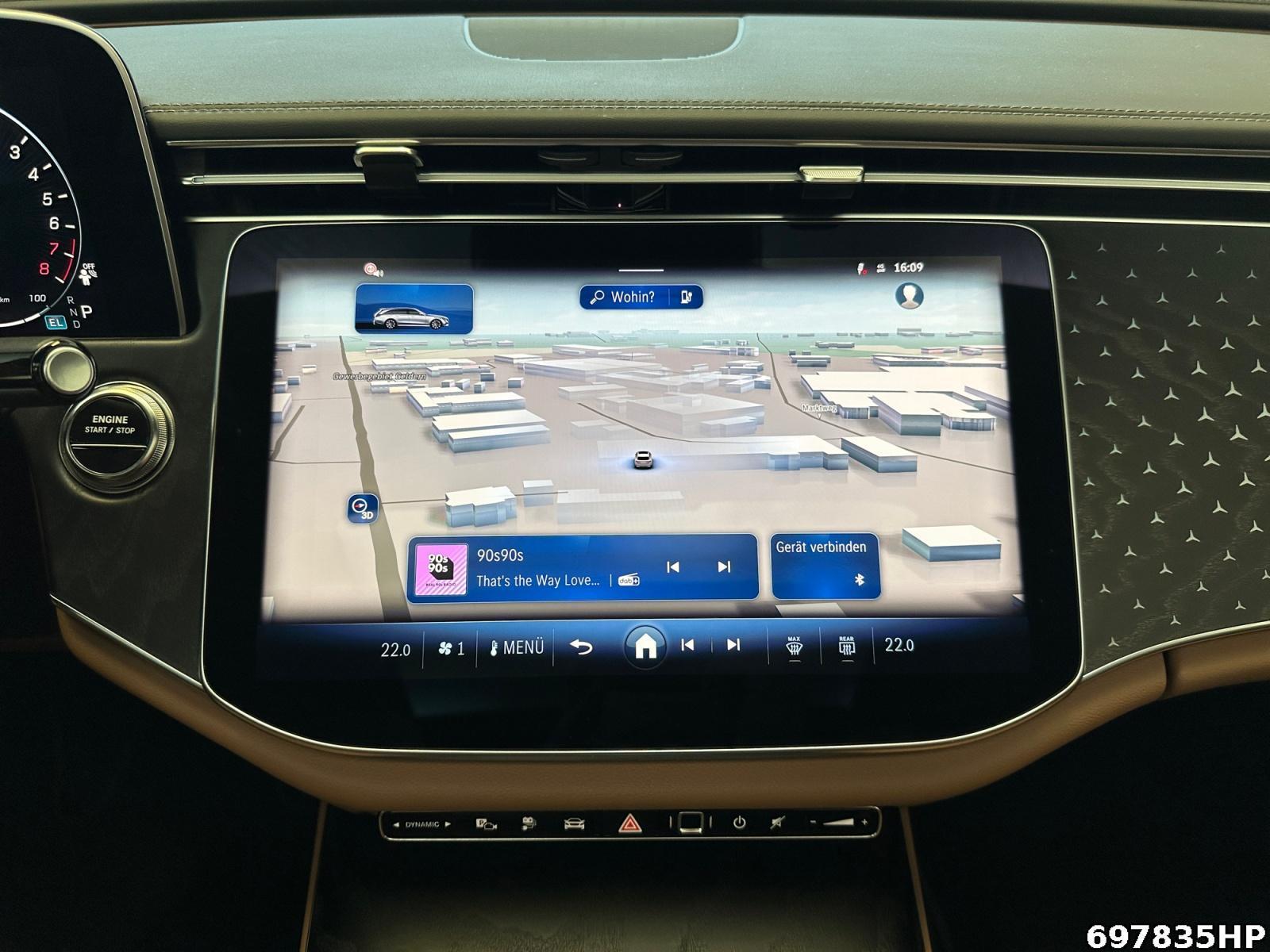 Fahrzeugabbildung Mercedes-Benz E 300 e T AMG AHK Pano 360° Keyless Distronic