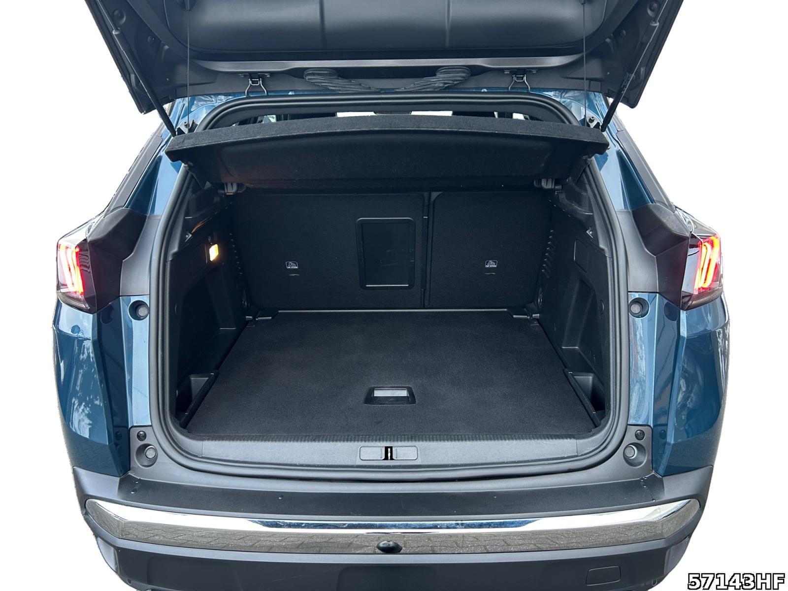 Fahrzeugabbildung Peugeot 3008 Allure +SHZ+MILDHYBRID+CARPLAY+LED+