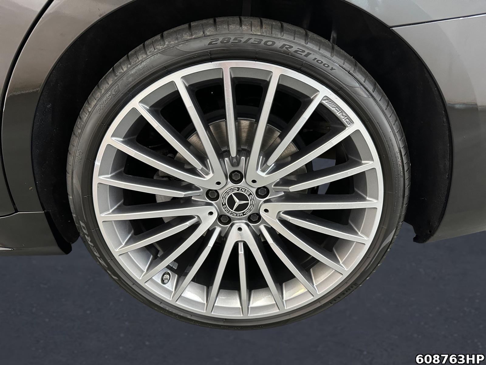 Fahrzeugabbildung Mercedes-Benz S 350 d AMG Line Burmester Panoramadach HuD 21