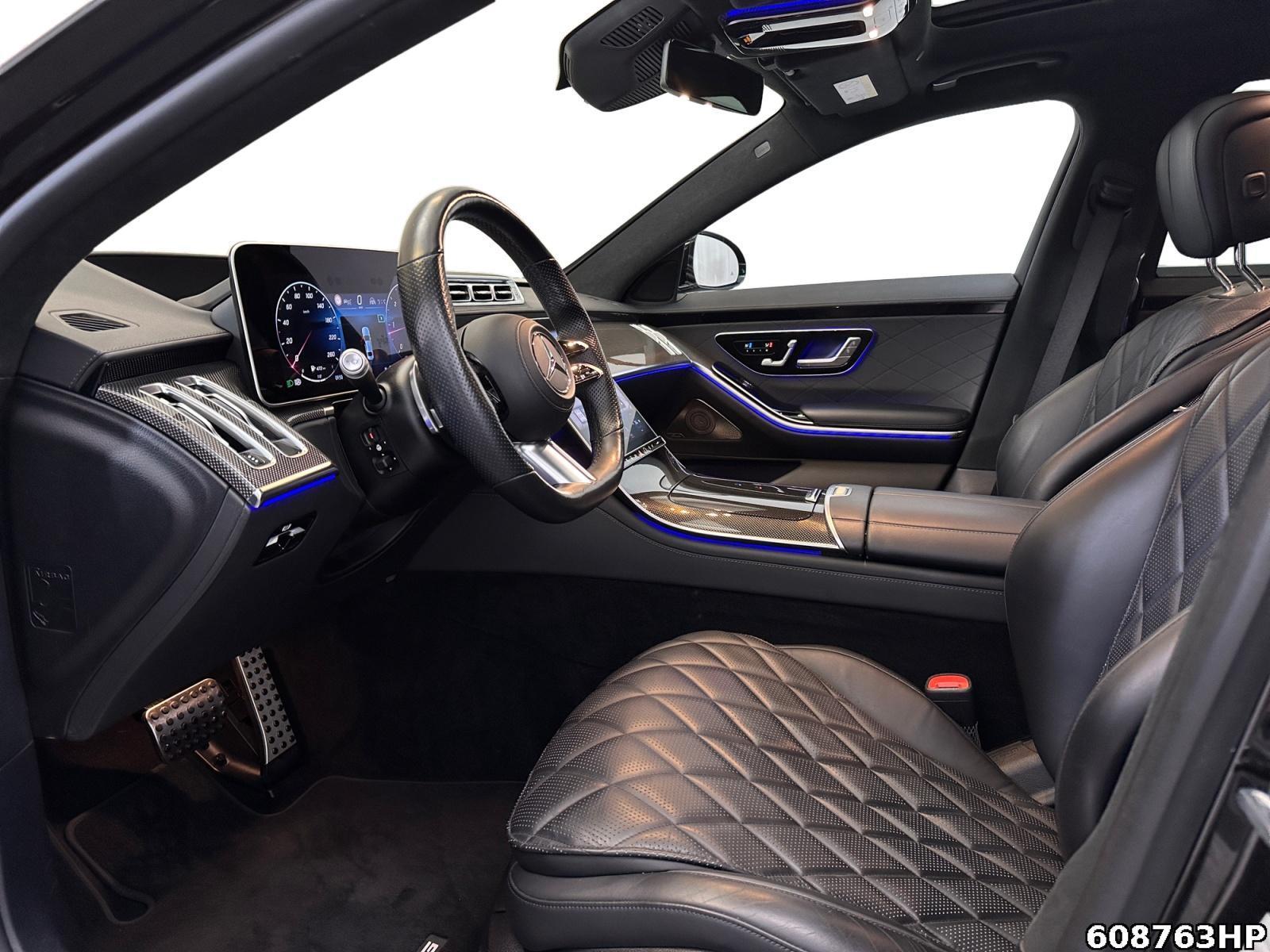 Fahrzeugabbildung Mercedes-Benz S 350 d AMG Line Burmester Panoramadach HuD 21