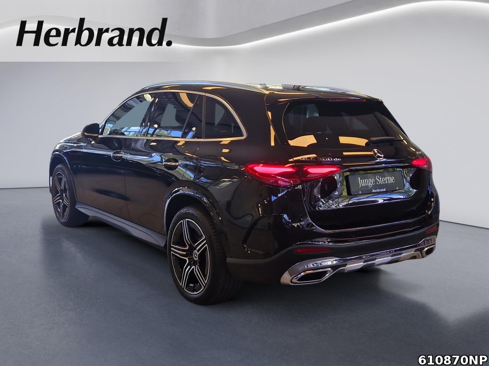 Fahrzeugabbildung Mercedes-Benz GLC 300 de 4M AMG AHK Pano Digital 360° Memory