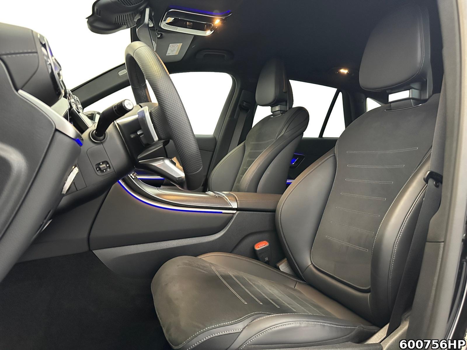 Fahrzeugabbildung Mercedes-Benz GLC 300 de 4M AMG AHK DigitalLight Night Memory