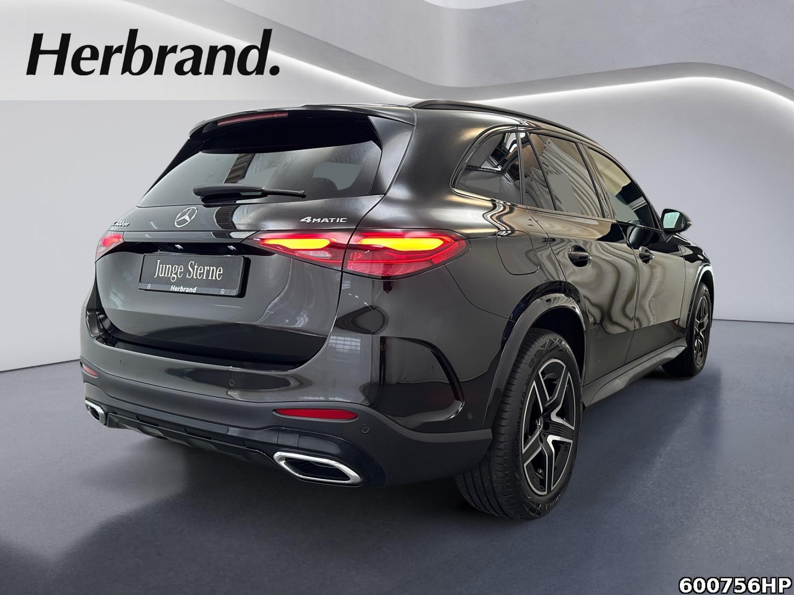 Fahrzeugabbildung Mercedes-Benz GLC 300 de 4M AMG AHK DigitalLight Night Memory