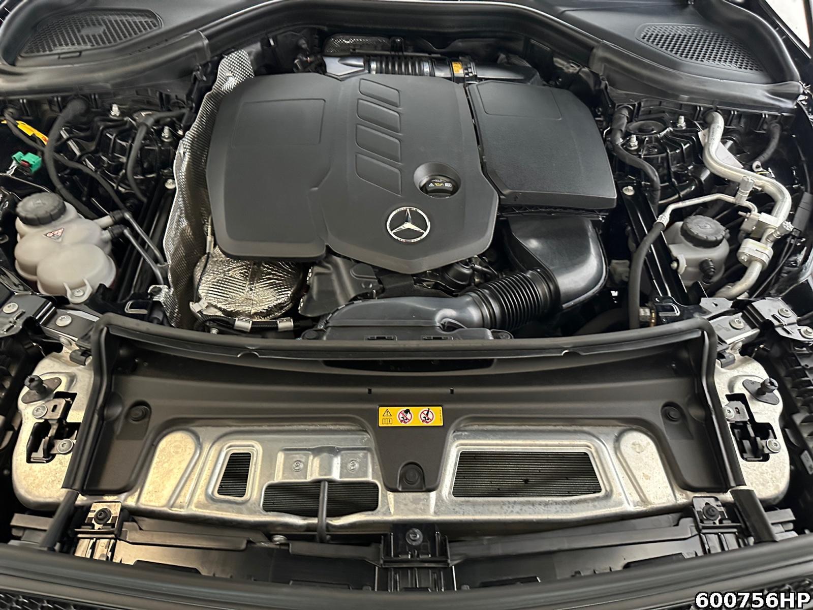 Fahrzeugabbildung Mercedes-Benz GLC 300 de 4M AMG AHK DigitalLight Night Memory