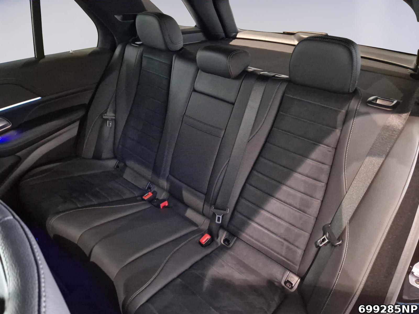 Fahrzeugabbildung Mercedes-Benz GLE 450 AMG d 4M AMG Multibeam AHK Pano Memory 360°