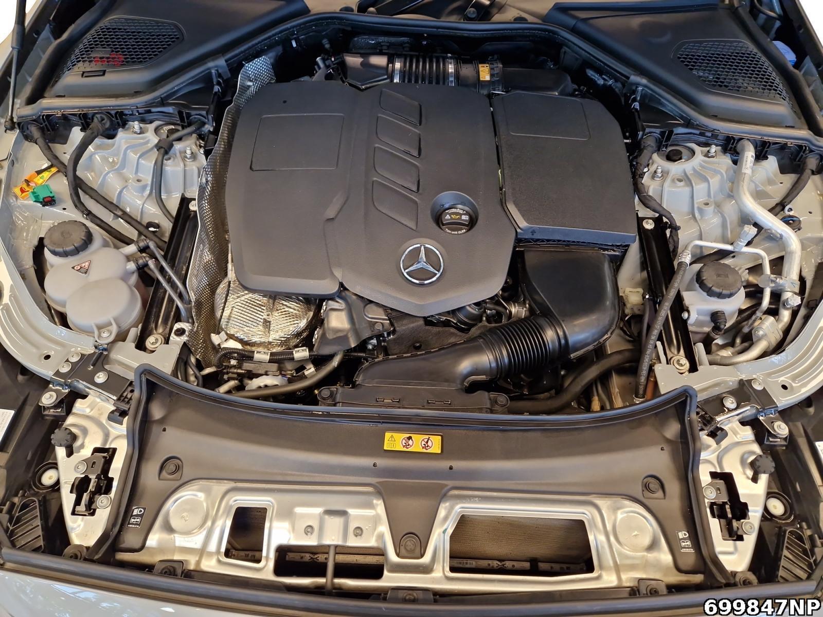 Fahrzeugabbildung Mercedes-Benz E 300 de T AMG Night AHK Pano 360° Digital-Light