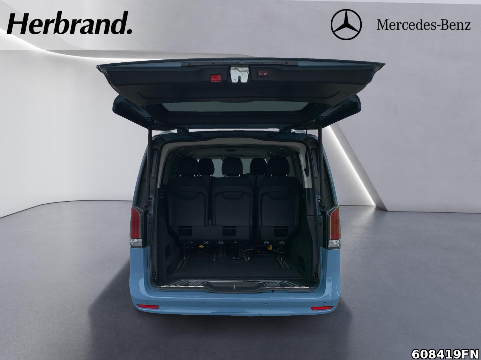 Fahrzeugabbildung Mercedes-Benz V 220 STYLE L 7 SITZE*TISCH*AHK*DISTRONIC*CARPLA
