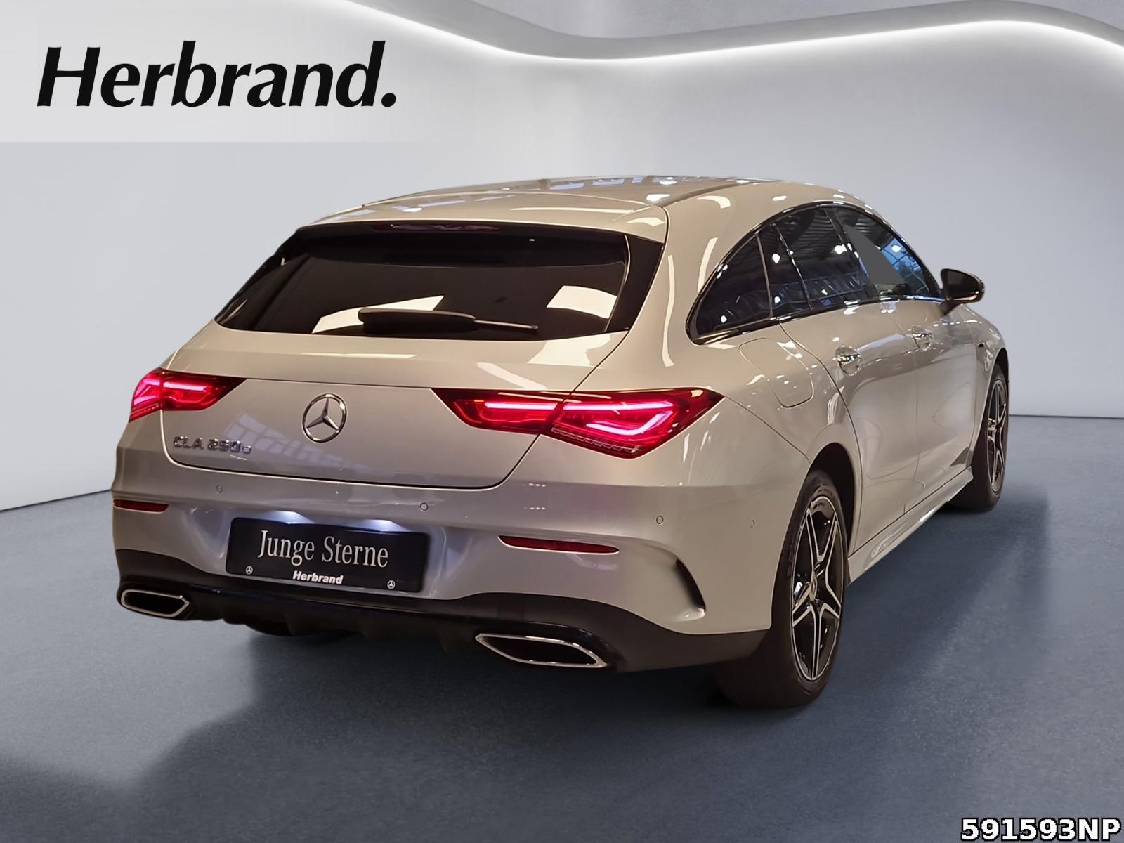 Fahrzeugabbildung Mercedes-Benz CLA 250 Shooting Brake e AMG Keyless Distronic