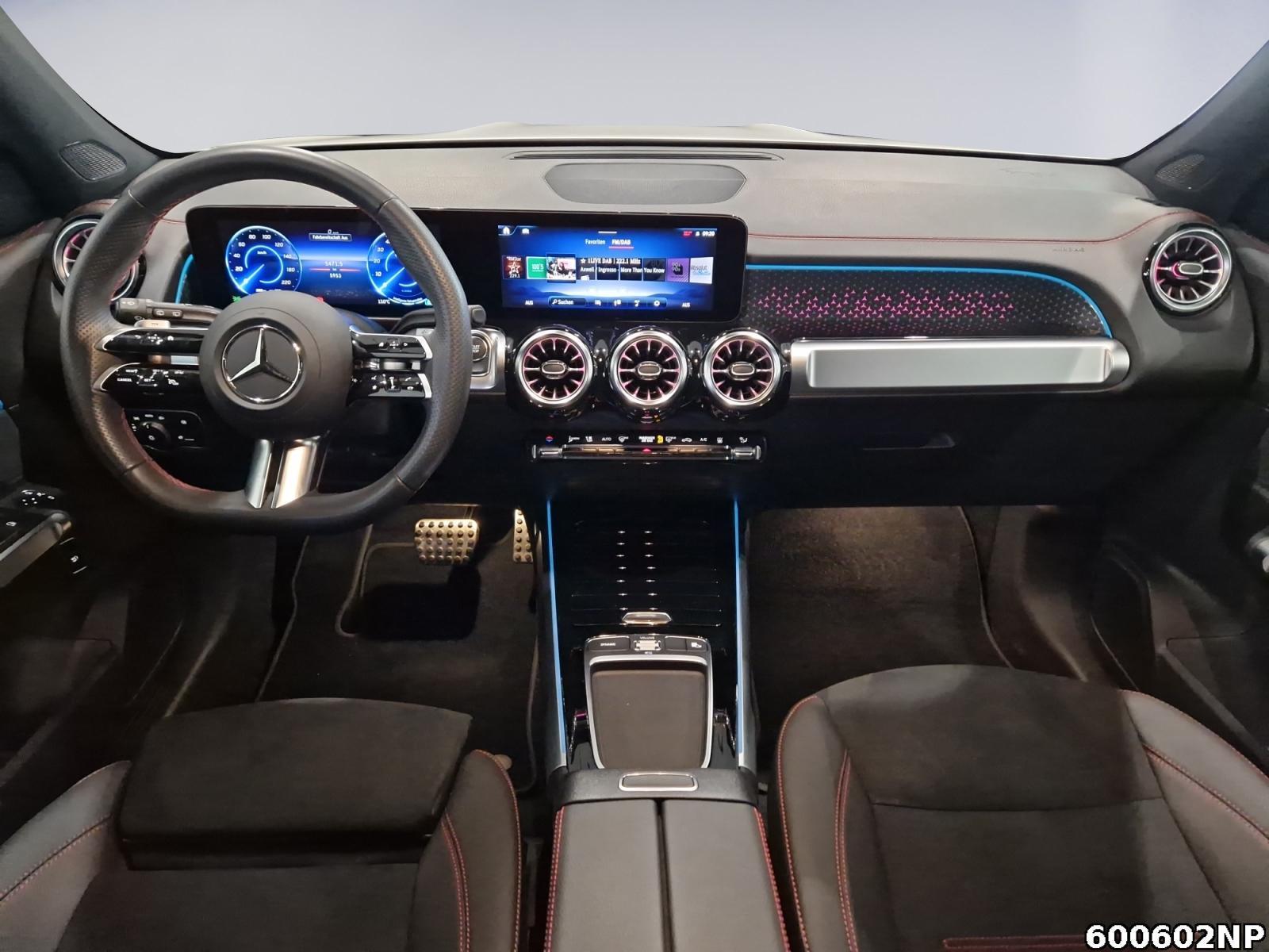Fahrzeugabbildung Mercedes-Benz EQB 4M AMG AHK Kamera Night Totw. 360° LED