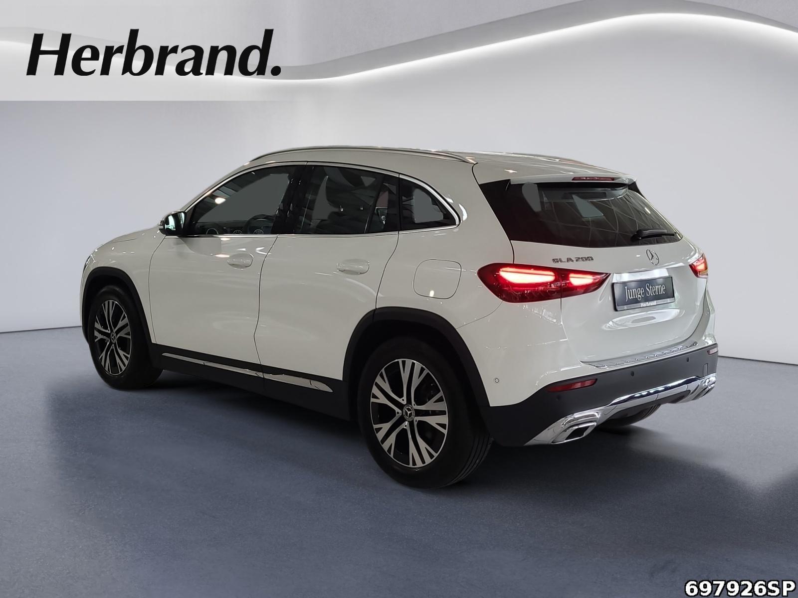 Fahrzeugabbildung Mercedes-Benz GLA 200 Progressive AHK LED KAMERA EASY-PACK DAB