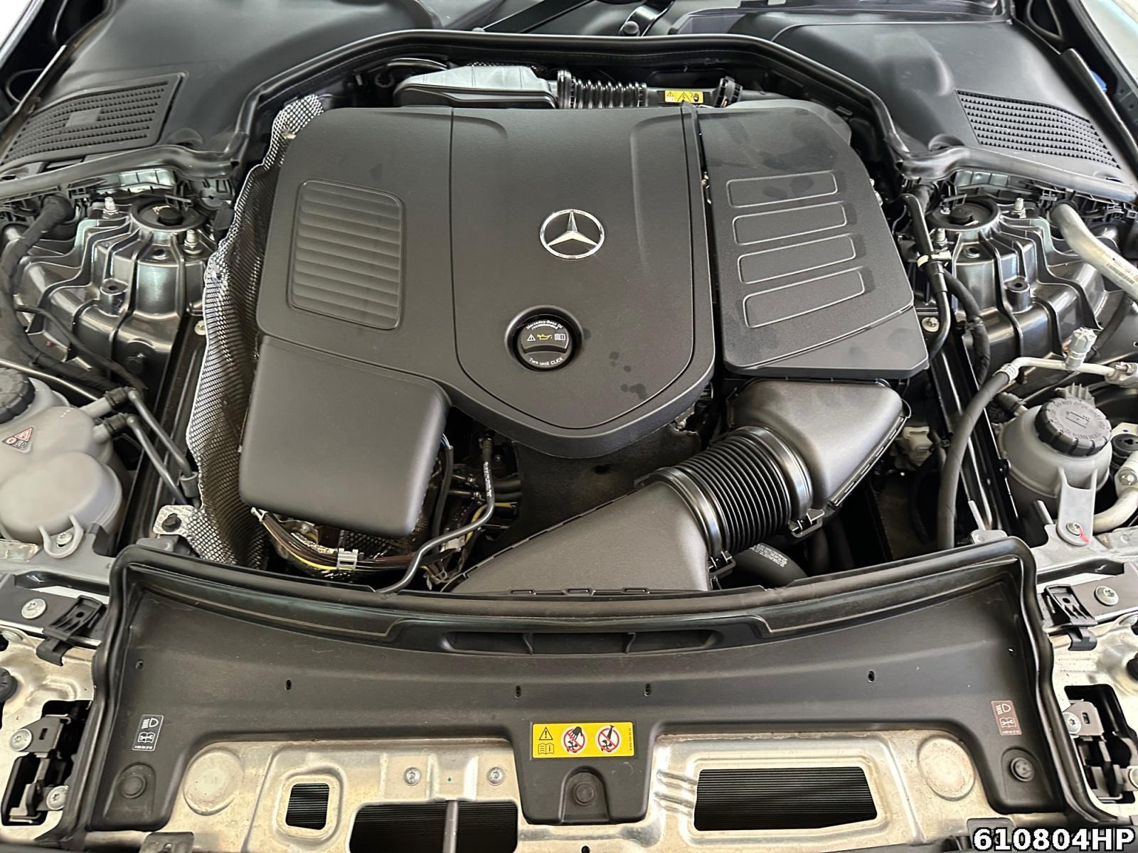 Fahrzeugabbildung Mercedes-Benz C 180 AMG Burmester Digital-Light 360° CarPlay.