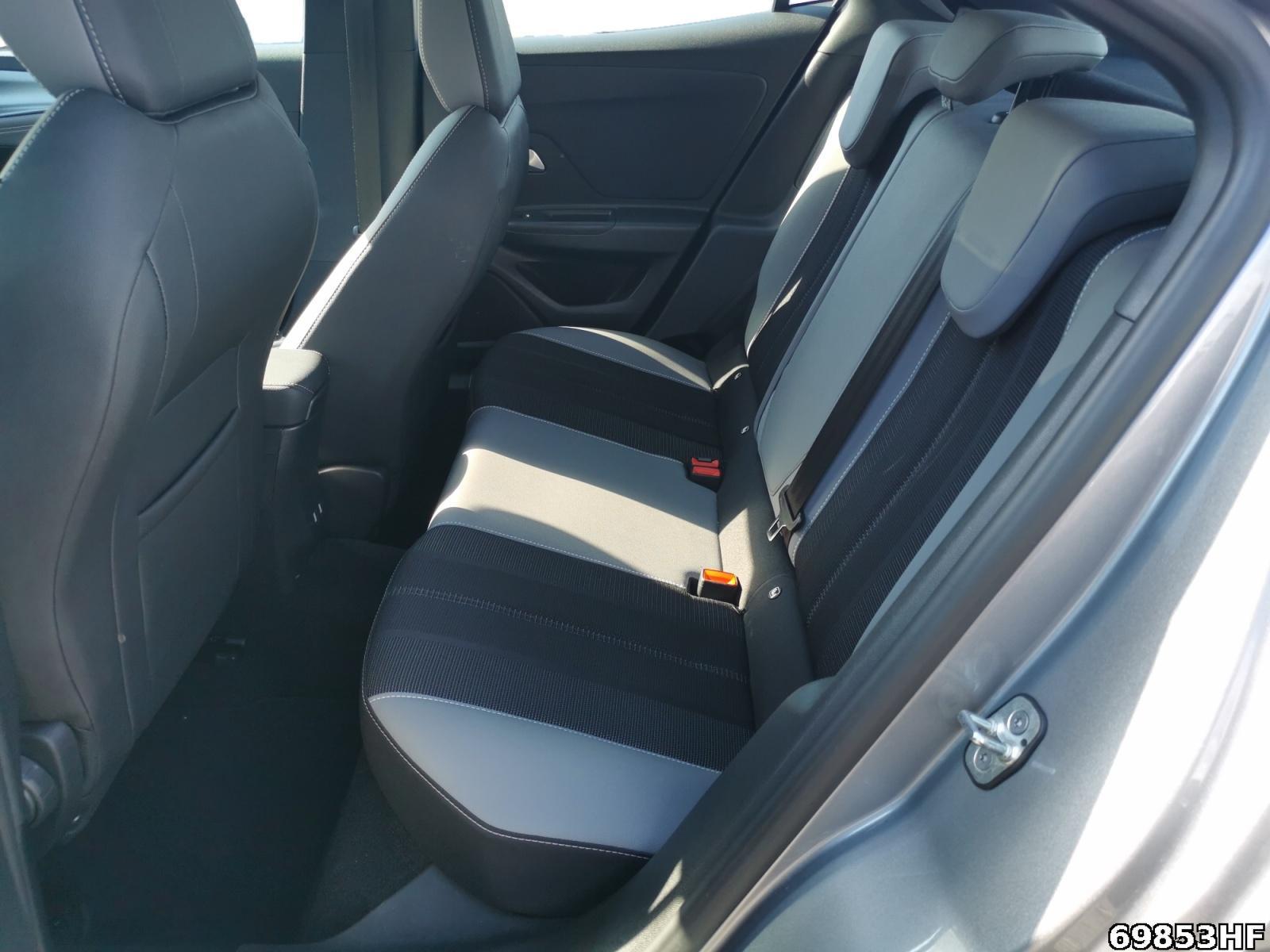 Fahrzeugabbildung Opel Mokka 1.2 Turbo Elegance (EURO 6e)