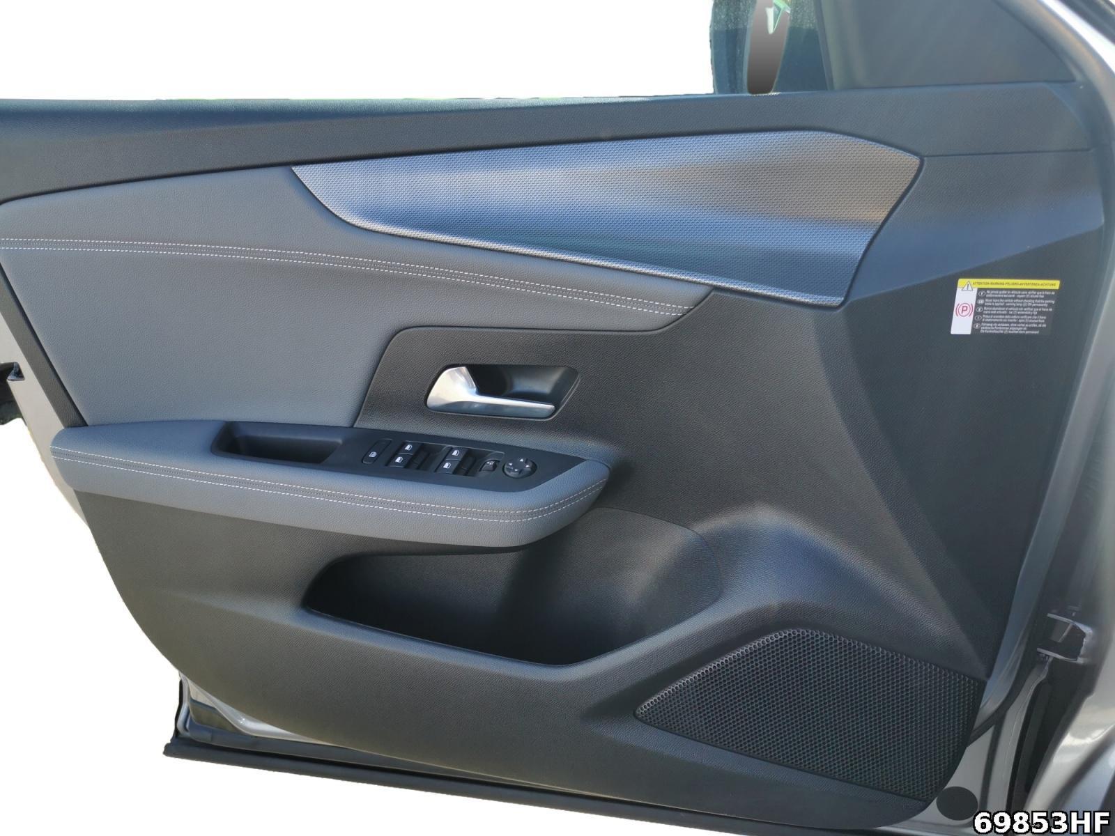 Fahrzeugabbildung Opel Mokka 1.2 Turbo Elegance (EURO 6e)