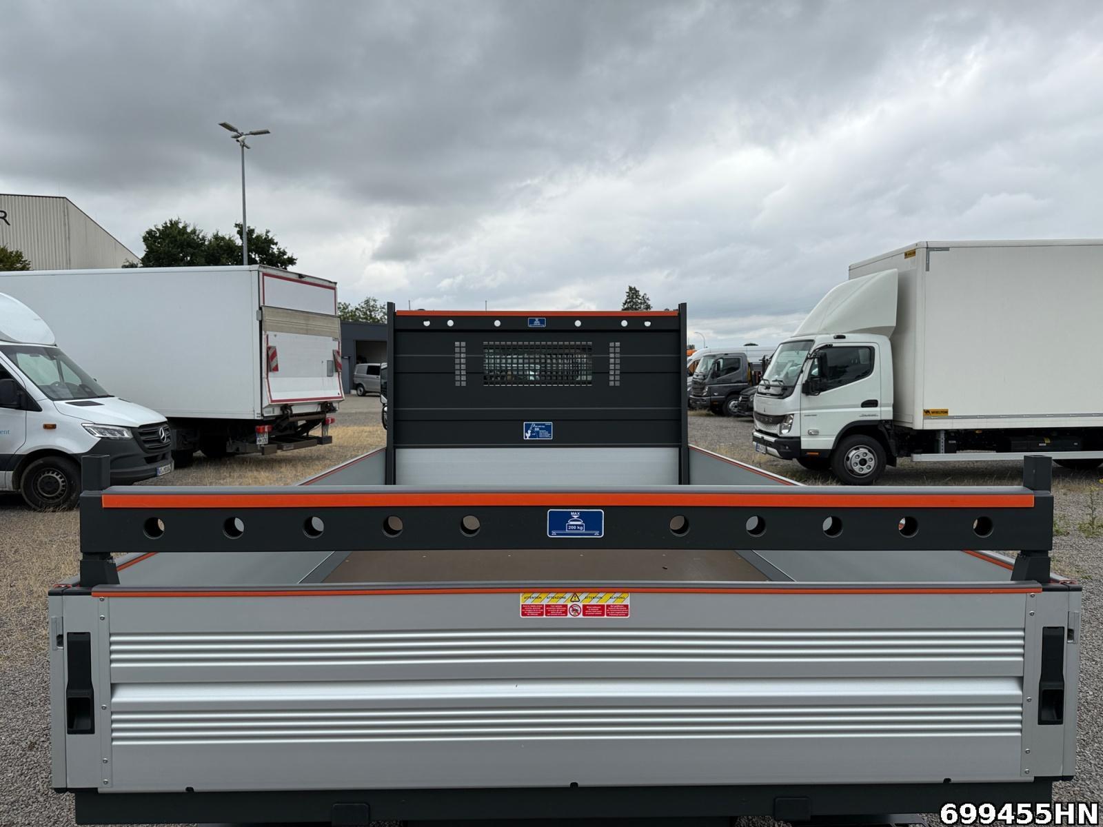 Fahrzeugabbildung FUSO Canter 3C15 AMT Pritsche Vorführfahrzeug