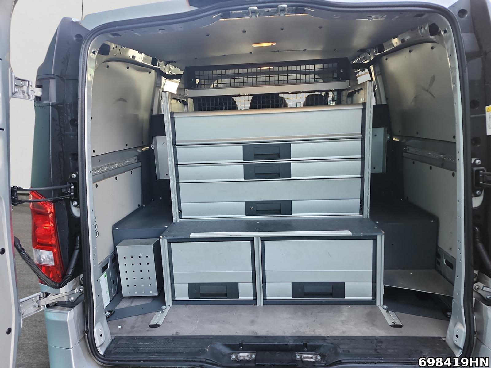 Fahrzeugabbildung Mercedes-Benz Vito 114 CDI Mixto Lang*Regale*Kamera*6-Sitzer*