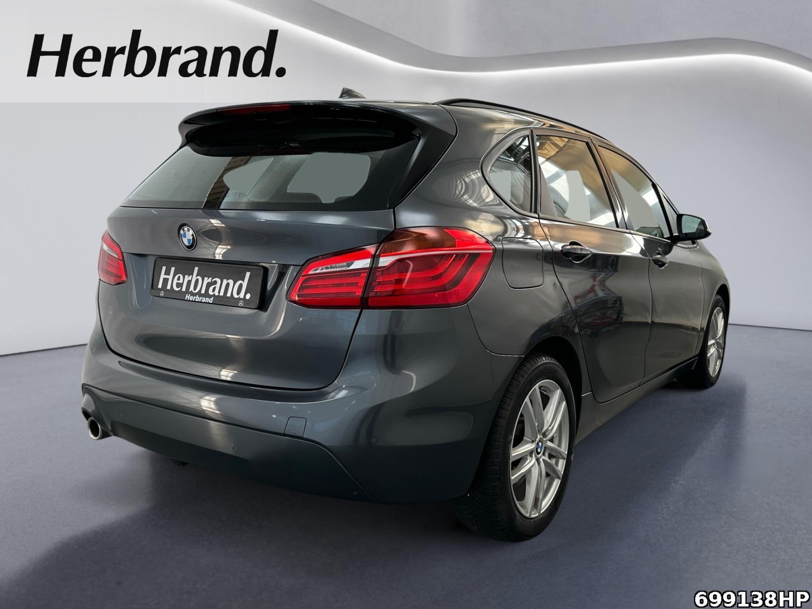 Fahrzeugabbildung BMW 218 Active Tourer i Advantage AHK abnehmbar PDC