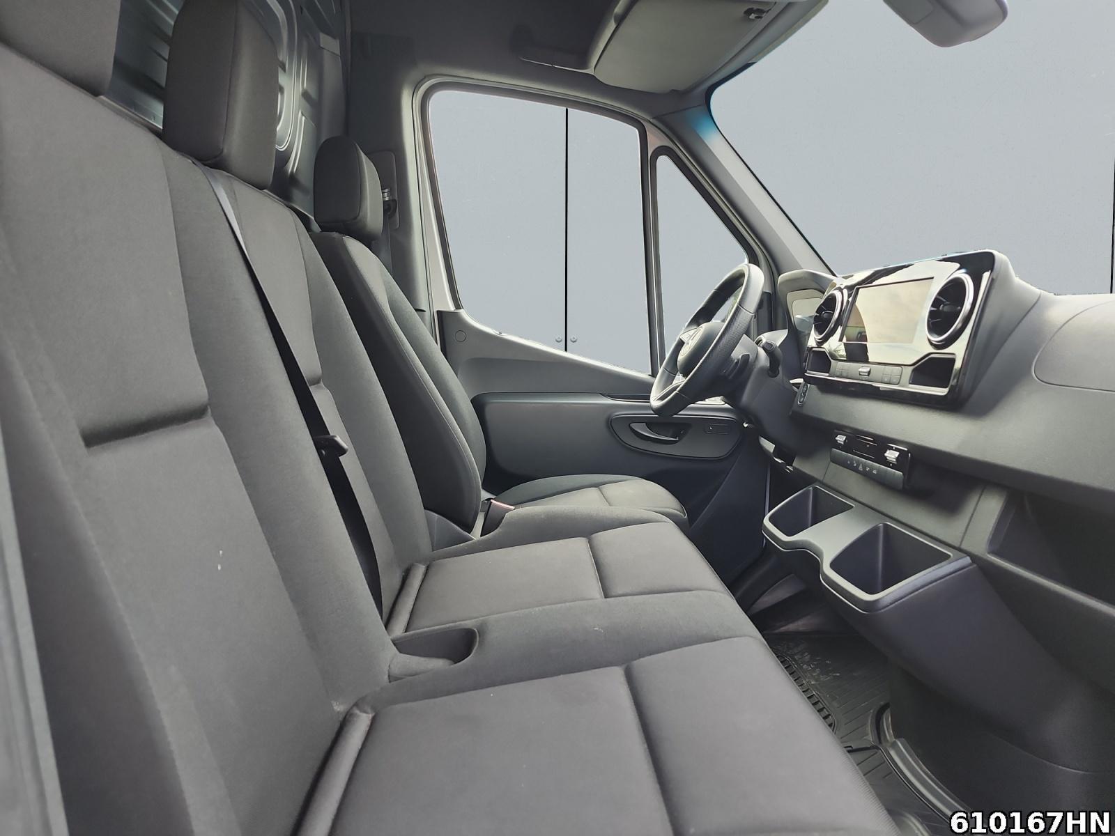 Fahrzeugabbildung Mercedes-Benz Sprinter 317 CDI Kasten PRO*Maxi*LED*Kamera*93L