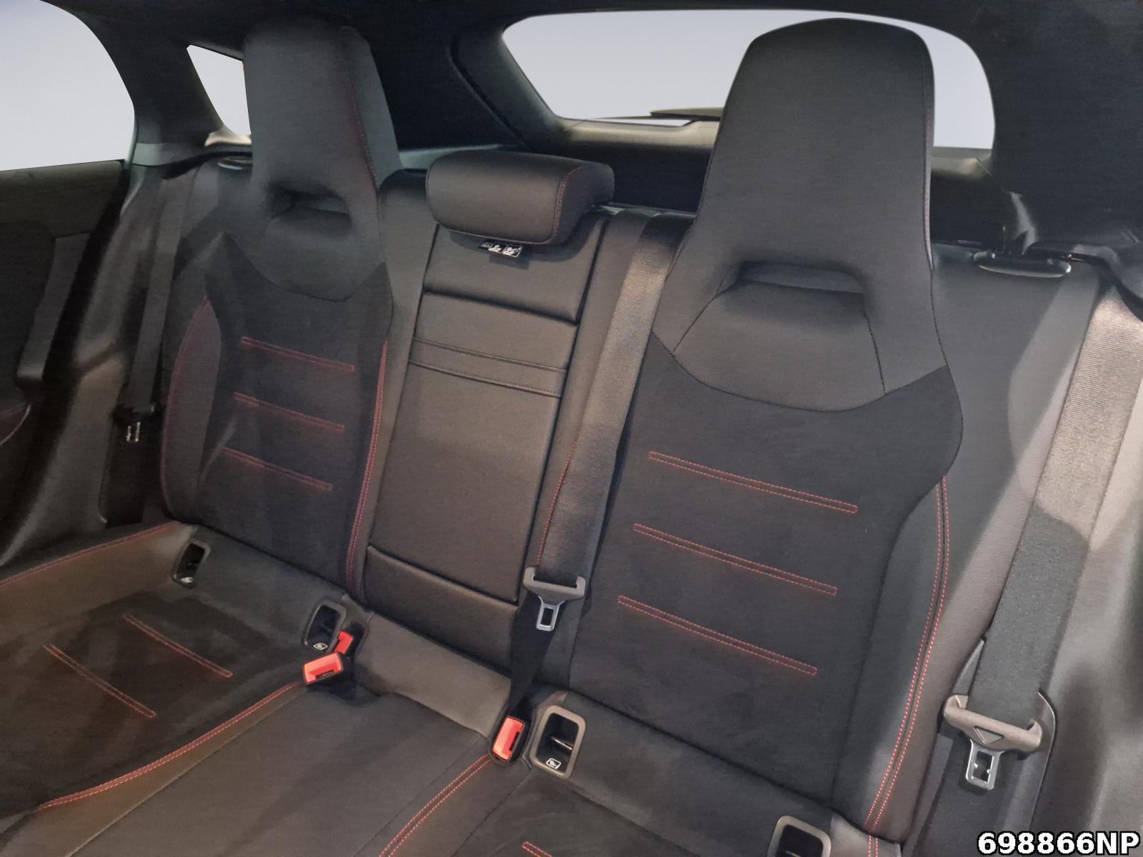 Fahrzeugabbildung Mercedes-Benz CLA 200 Shooting Brake AMG Night Panorama Burmester 360°LED