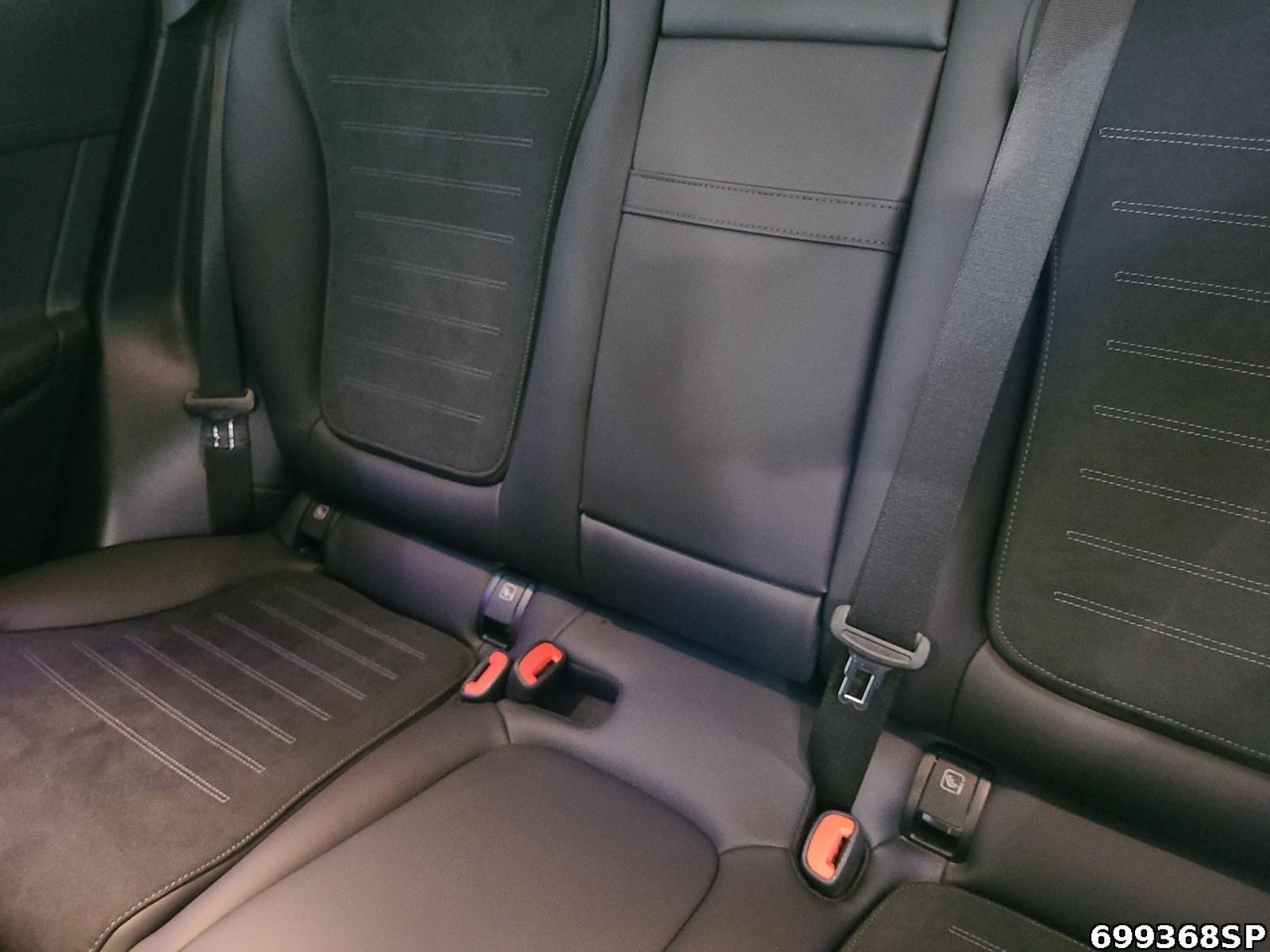 Fahrzeugabbildung Mercedes-Benz GLC 400 e 4M AMG Pano AHK DigitalLight Burm. 20