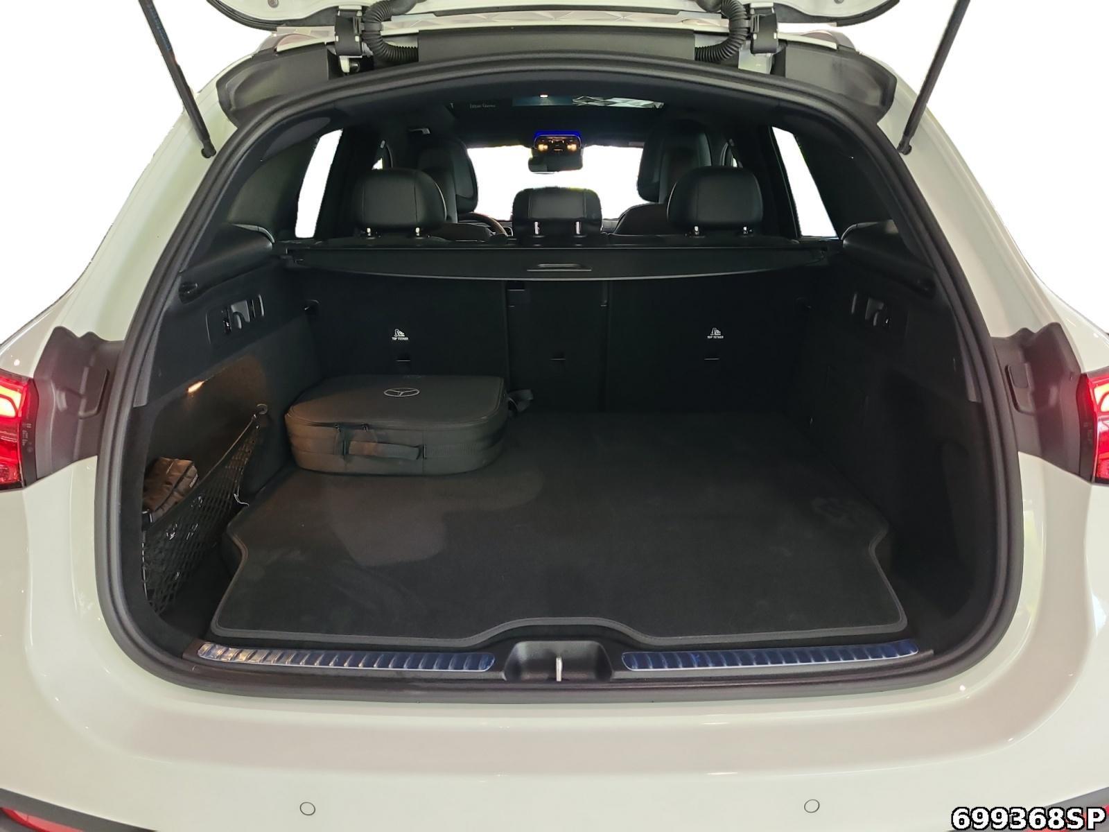 Fahrzeugabbildung Mercedes-Benz GLC 400 e 4M AMG Pano AHK DigitalLight Burm. 20