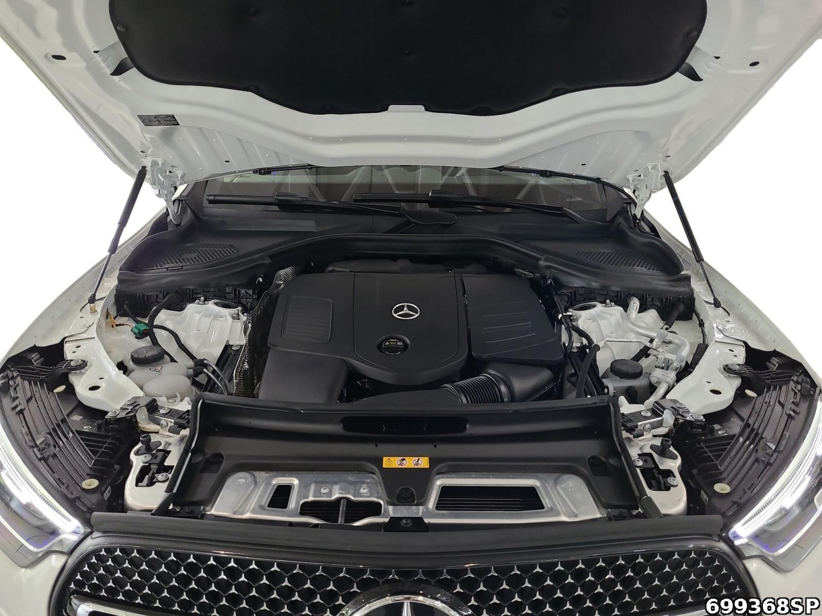 Fahrzeugabbildung Mercedes-Benz GLC 400 e 4M AMG Pano AHK DigitalLight Burm. 20