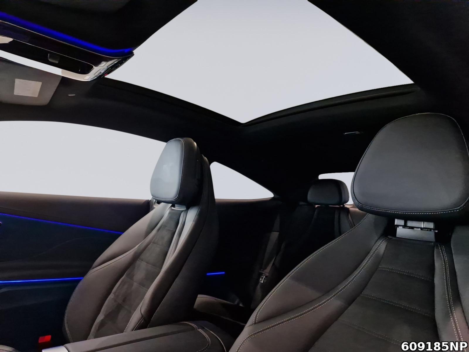 Fahrzeugabbildung Mercedes-Benz CLE 300 4M AMG Coupé Panorama DIGITAL LIGHT 360°