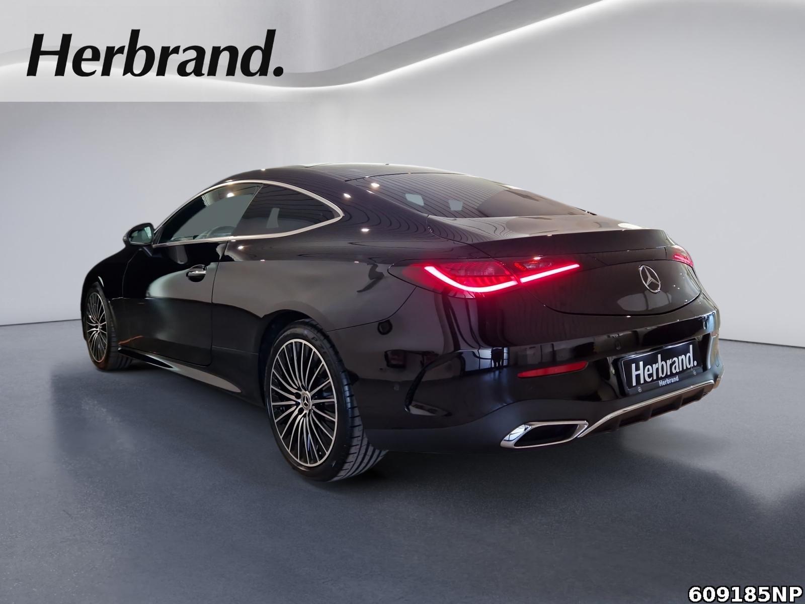 Fahrzeugabbildung Mercedes-Benz CLE 300 4M AMG Coupé Panorama DIGITAL LIGHT 360°