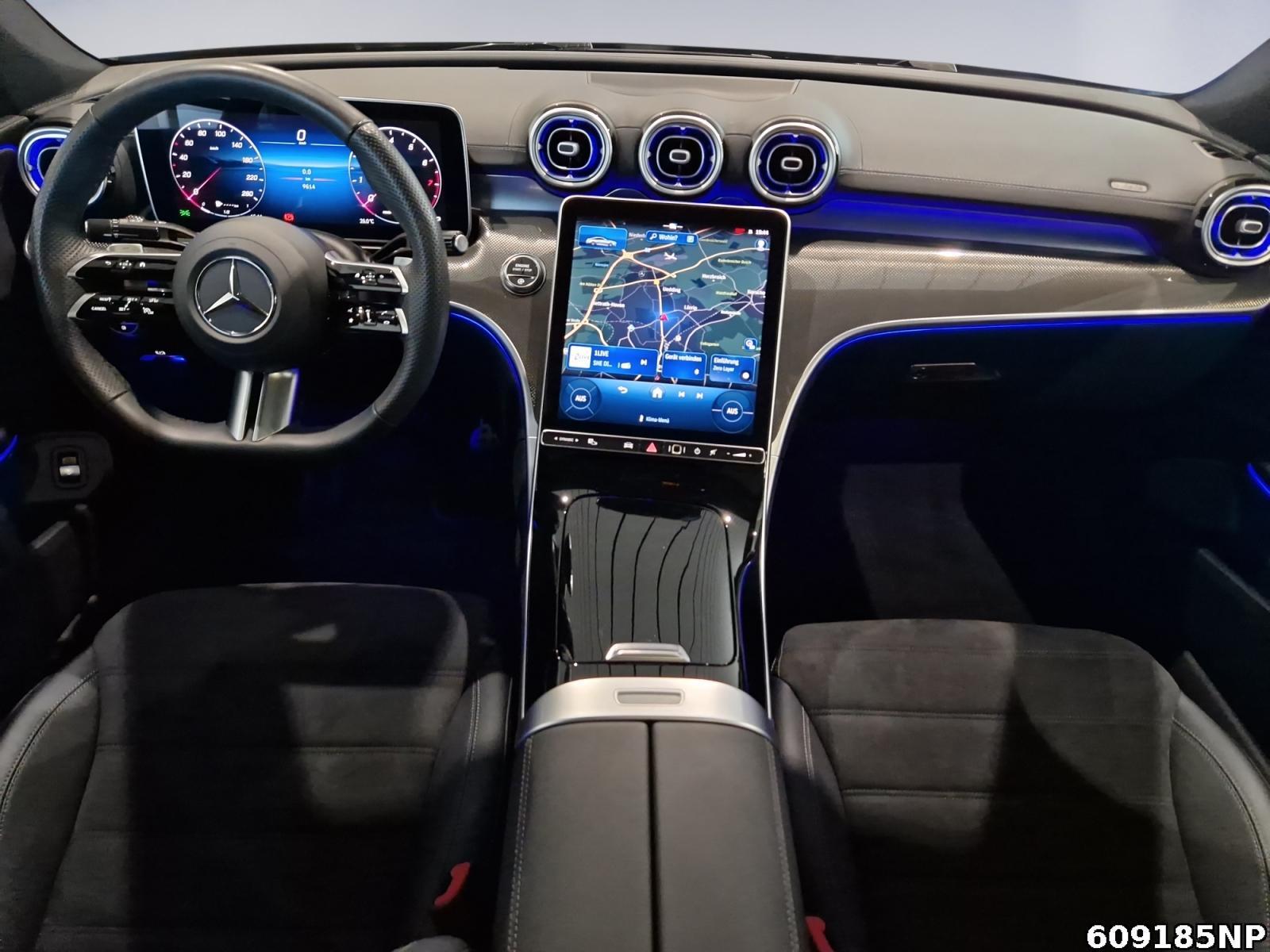 Fahrzeugabbildung Mercedes-Benz CLE 300 4M AMG Coupé Panorama DIGITAL LIGHT 360°