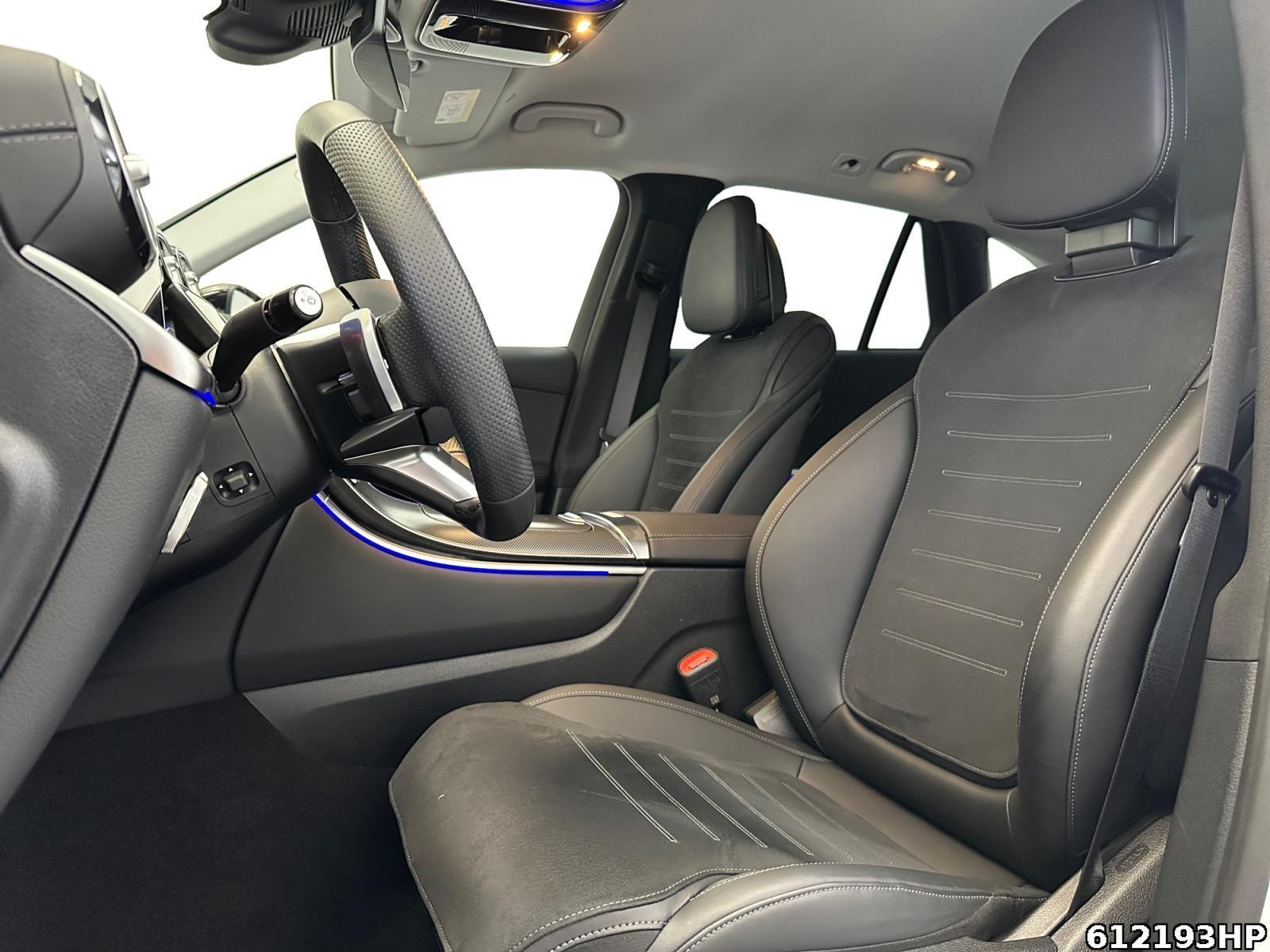 Fahrzeugabbildung Mercedes-Benz GLC 300 e 4M AMG AHK Digital Light Keyless 360°