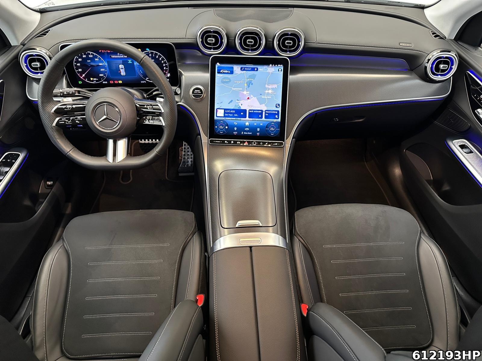 Fahrzeugabbildung Mercedes-Benz GLC 300 e 4M AMG AHK Digital Light Keyless 360°