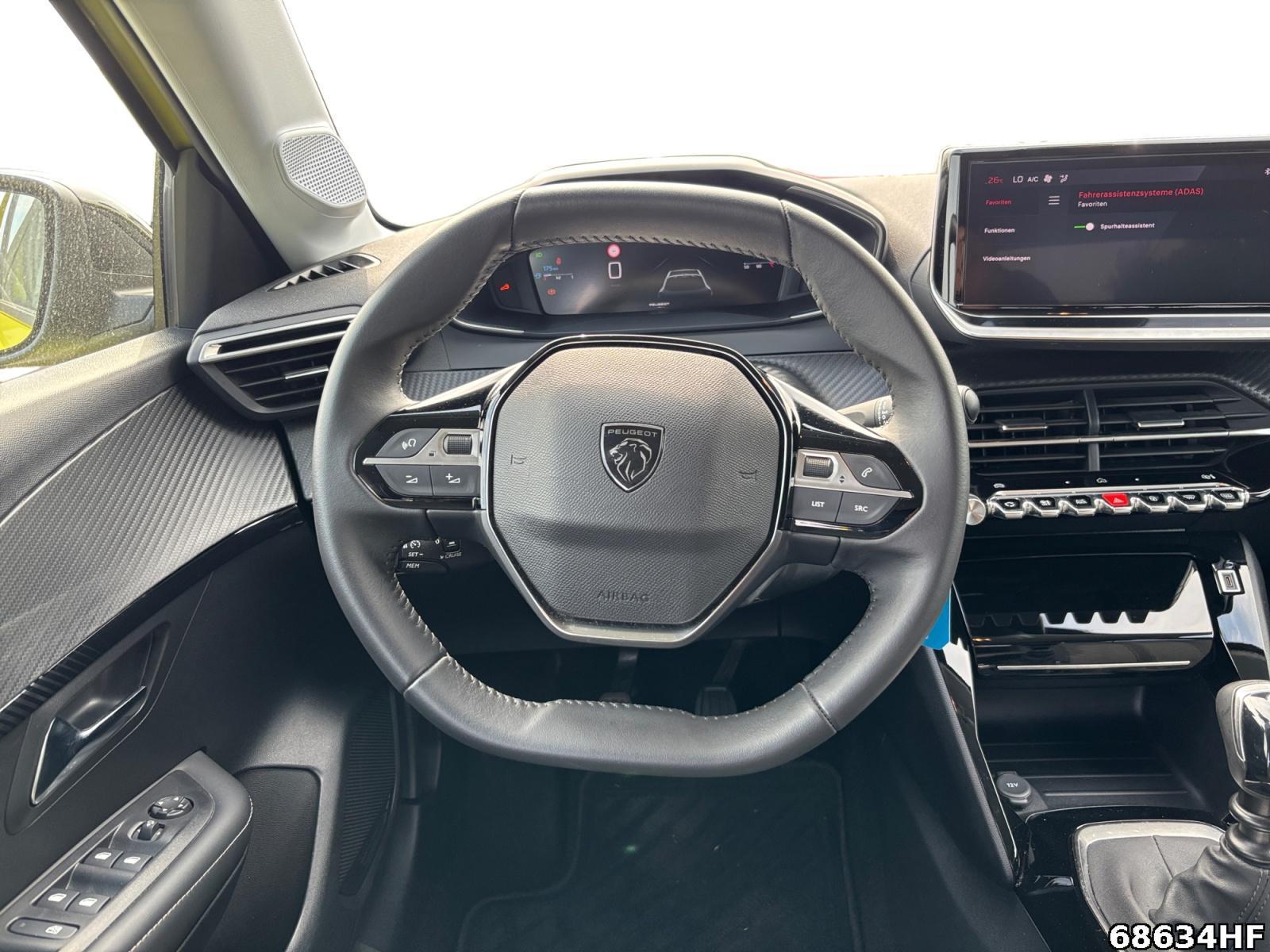 Fahrzeugabbildung Peugeot 208 1.2 PureTech 100 Allure (EURO 6e)