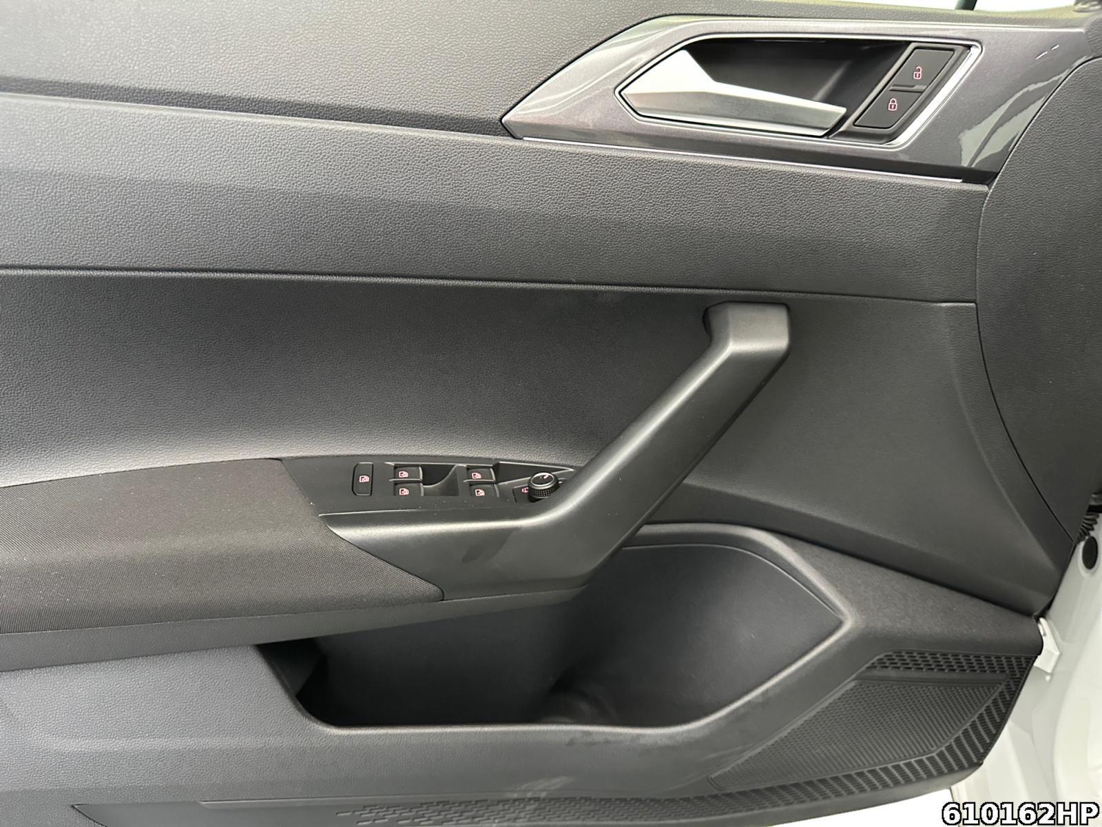 Fahrzeugabbildung Volkswagen Polo 1.0 TSI Highline LED Panorama Kamera