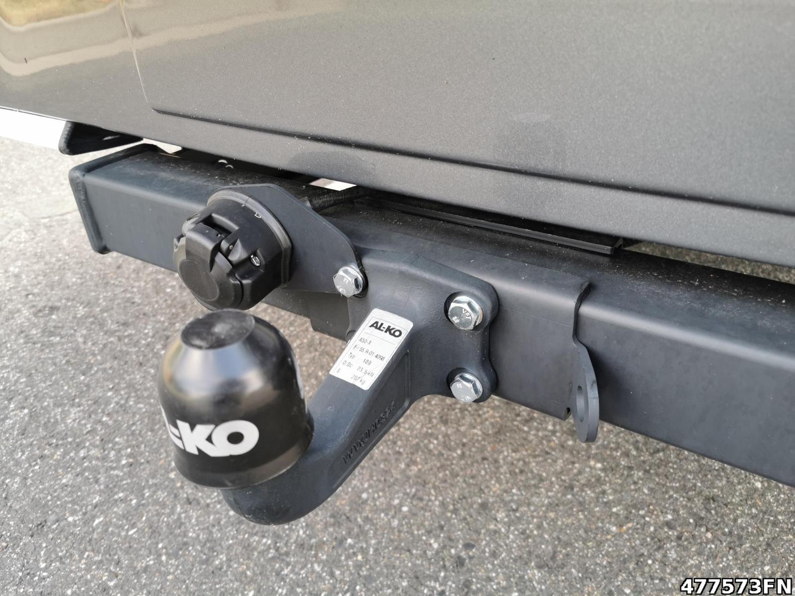 Fahrzeugabbildung Kabe Imperial R i830 / 810 LGB Cinderella AHK RWD