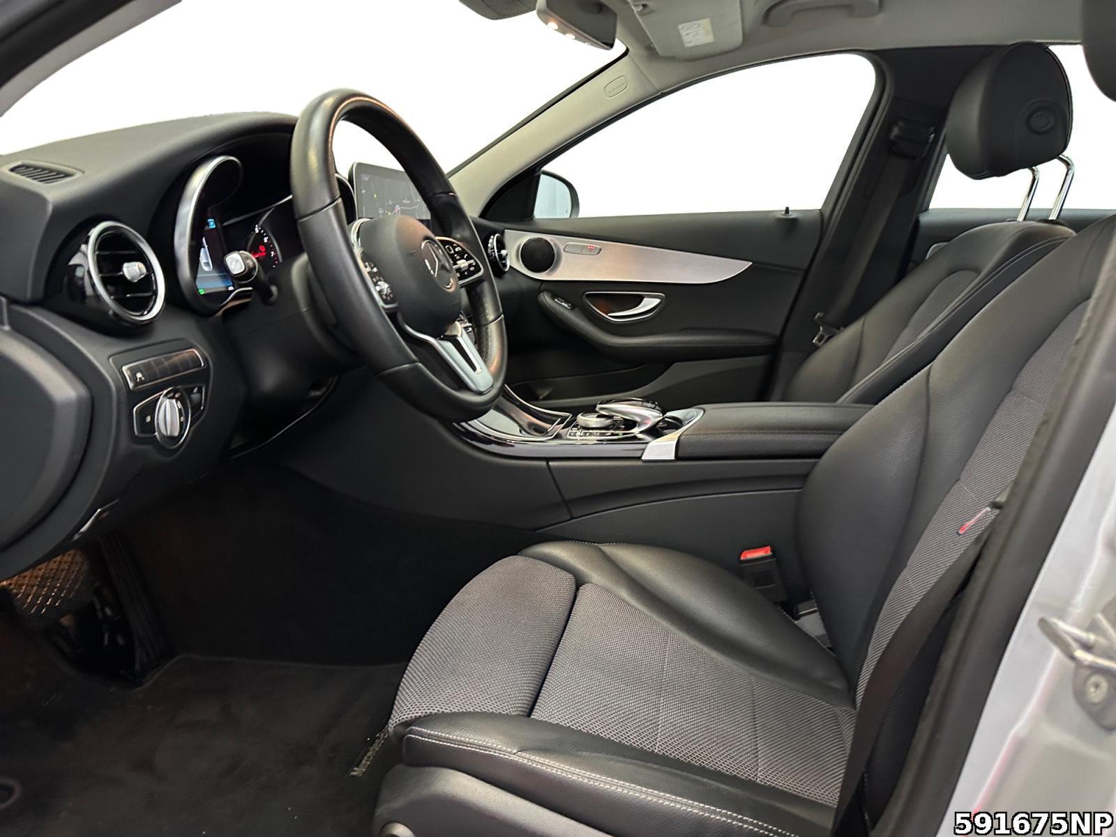 Fahrzeugabbildung Mercedes-Benz C 200 Avantgarde AHK CarPlay Kamera LED Totw.