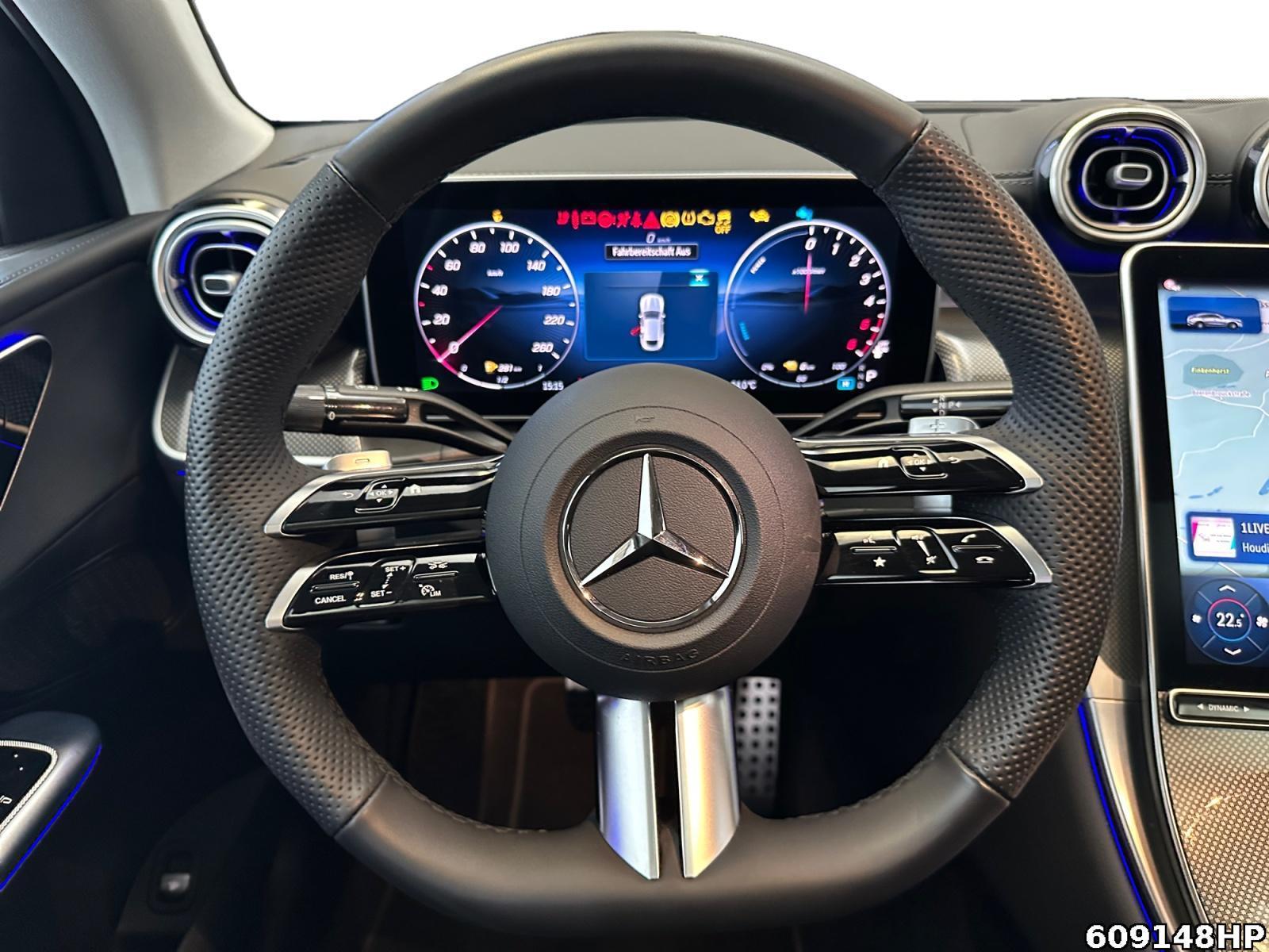 Fahrzeugabbildung Mercedes-Benz GLC 300 de 4M AMG Coupé DISTRONIC AHK 20